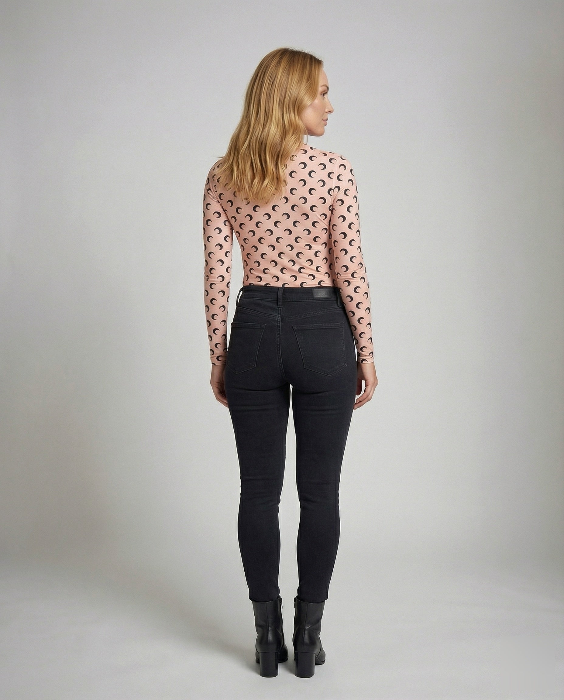 Product 15576226922826 - back_view