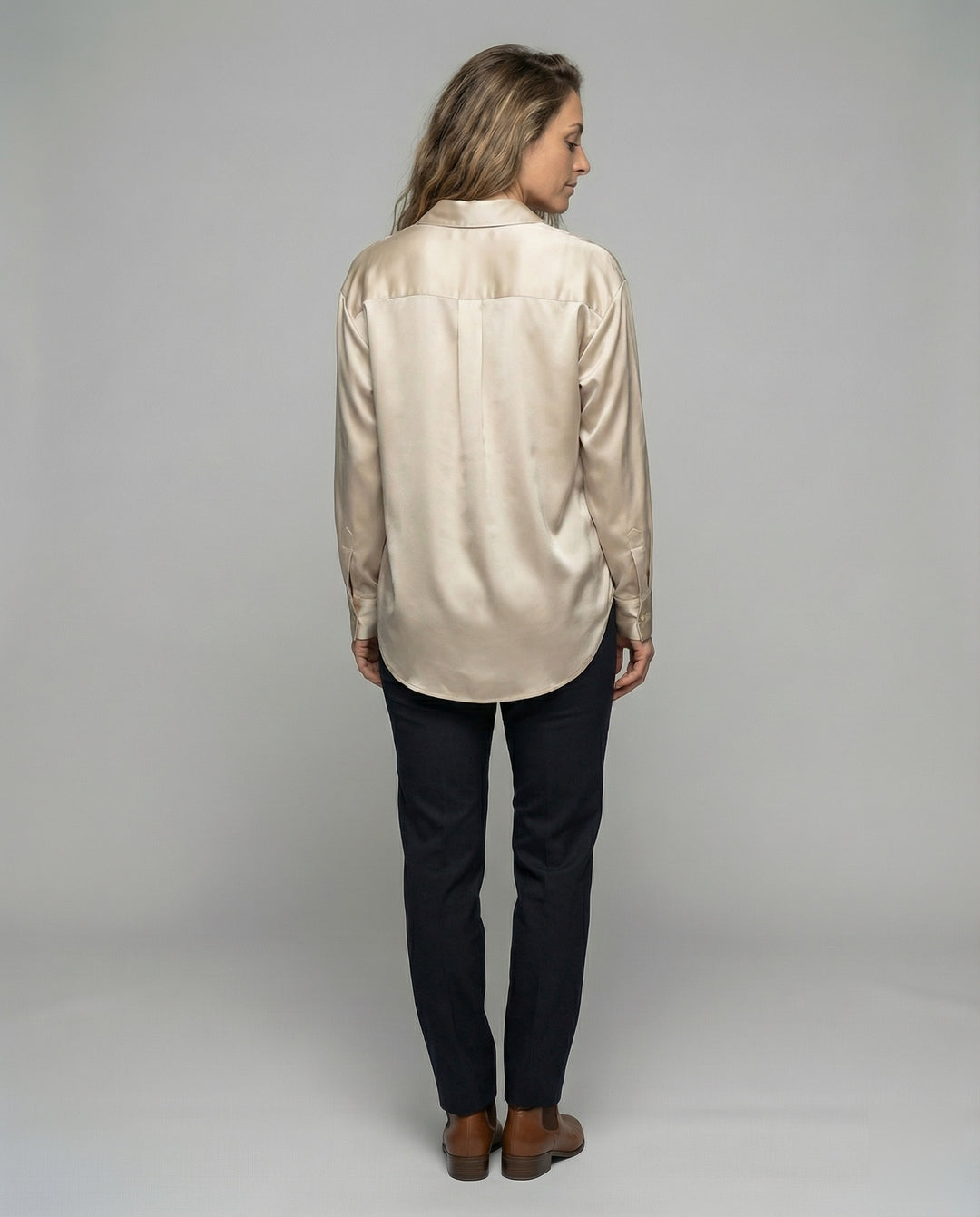 Product 15576229413194 - back_view