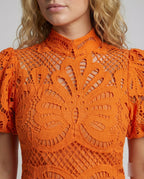 Product 15576231084362 - close_up_detail