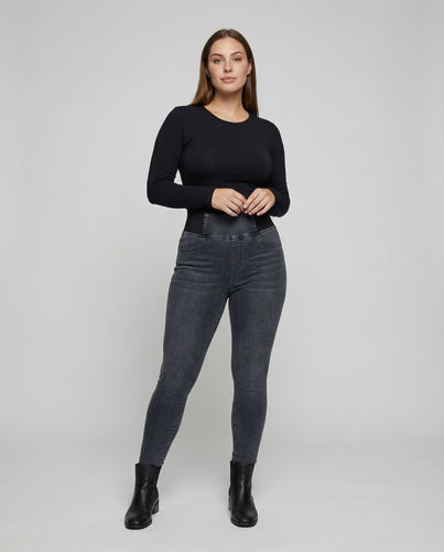 Damen nan hochgeschnittene Stretchjeans mit formendem Komfortbund und schmaler Silhouette R&B
