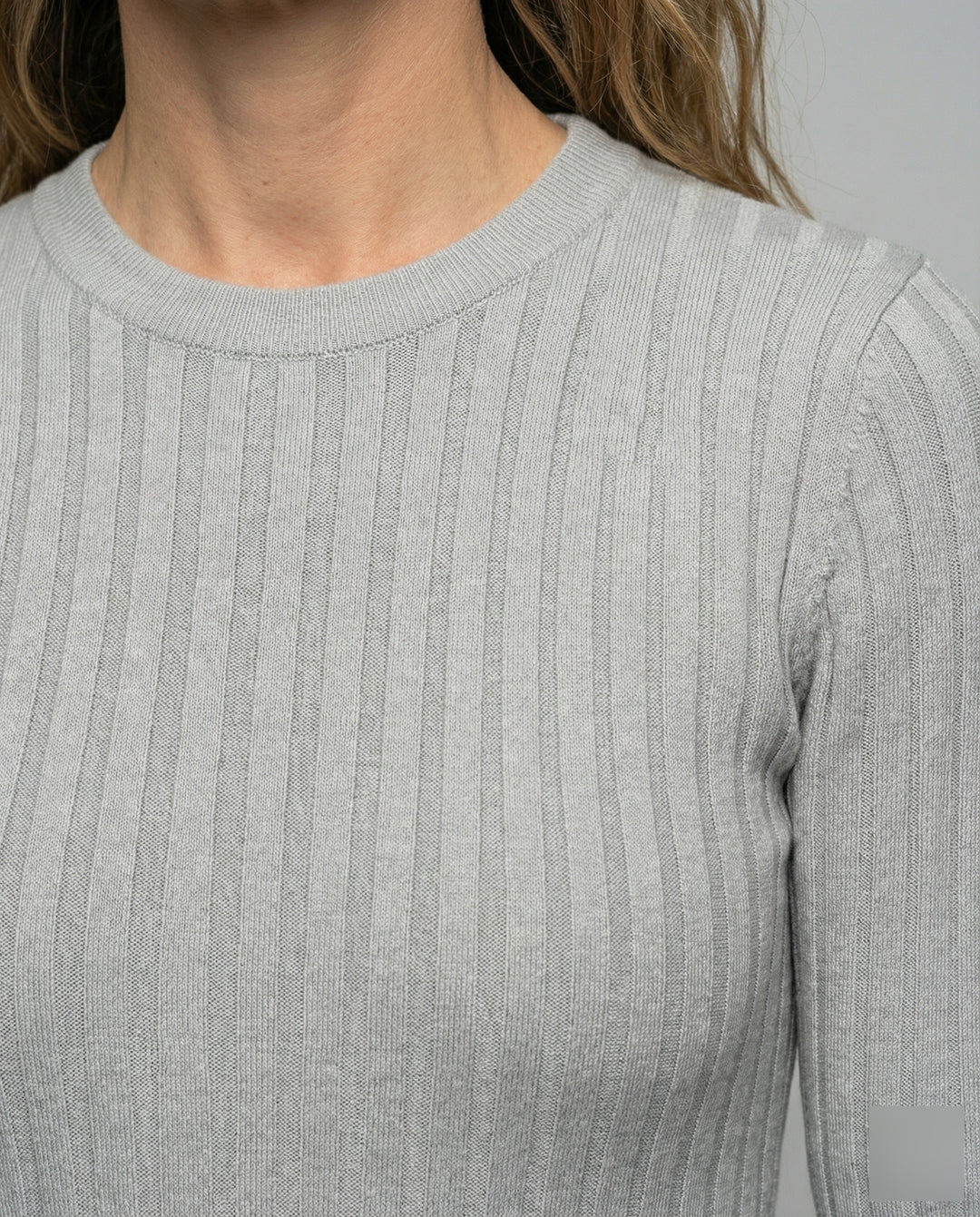 Product 15576235999562 - close_up_detail