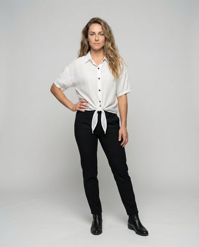 Damen nan leichte Knoten-Hemdbluse mit Hemdkragen, kurzen Ärmeln und durchgehender Knopfleiste R&B