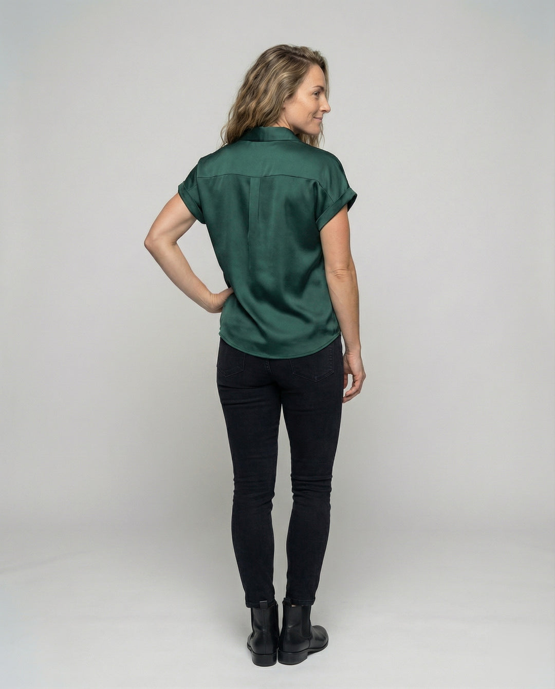 Product 15576240521546 - back_view