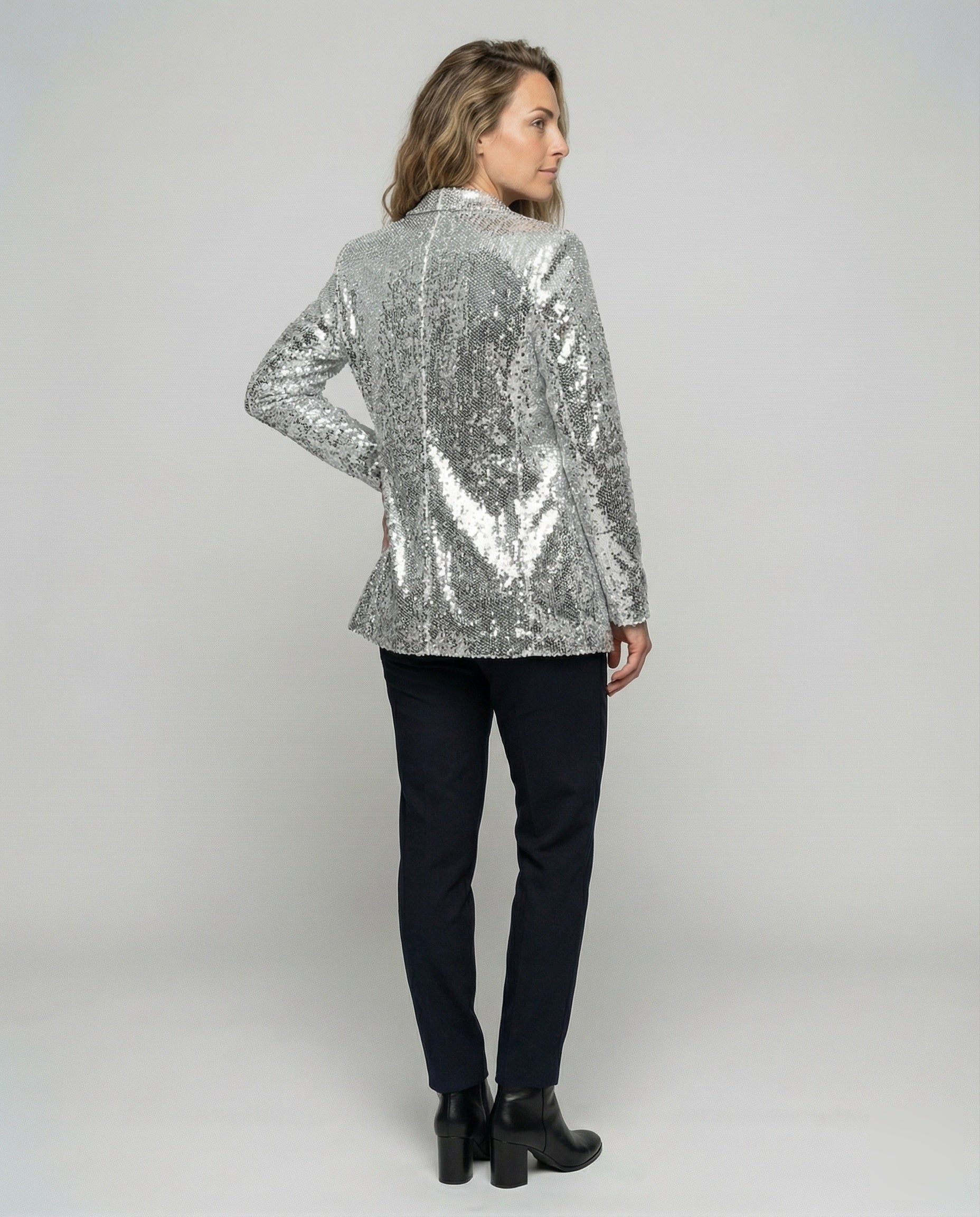 Product 15576244027722 - back_view