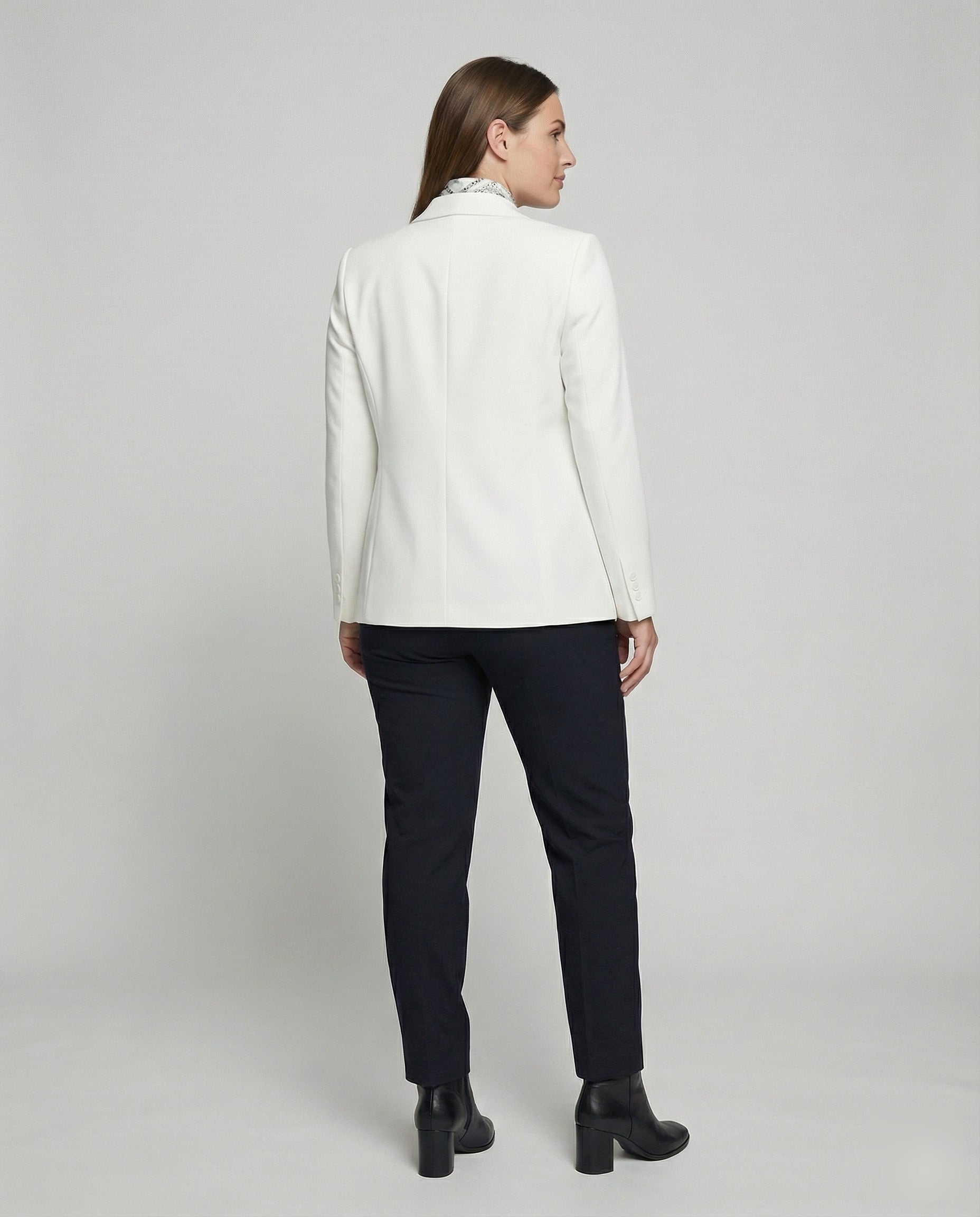 Product 15576245174602 - back_view