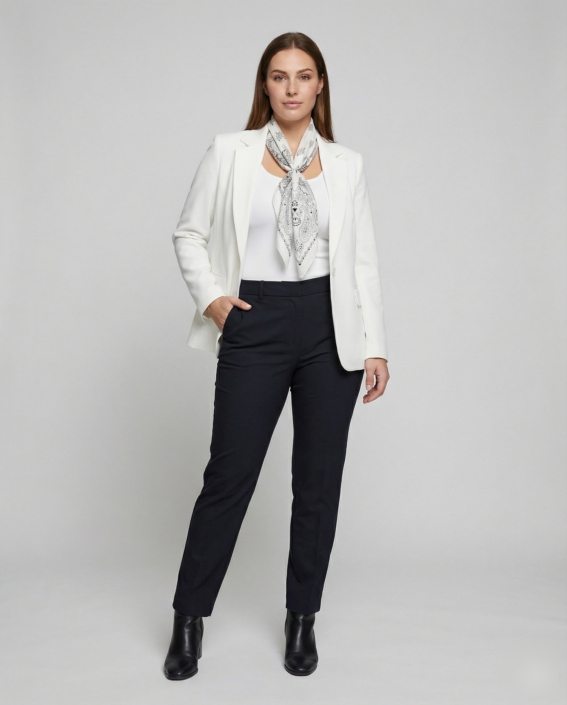 Product 15576245174602 - full_body_front