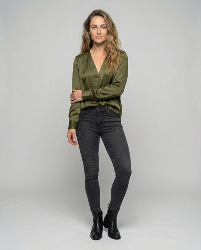 Damen nan seidig fallende Blusentunika mit tiefem V-Ausschnitt und eleganter Drapierung R&B