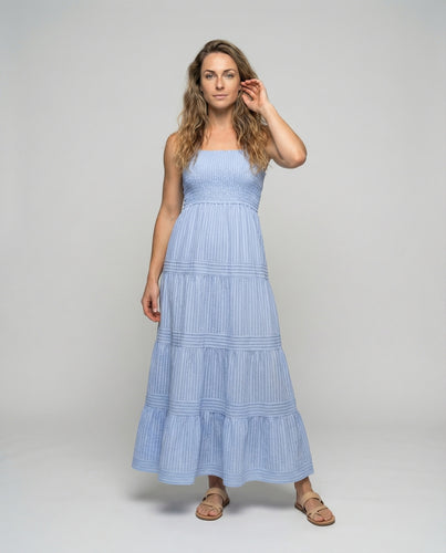 Damen nan Stufen-Maxikleid mit gerafftem Smock-Oberteil, breiten Trägern und plissiertem Volantrock R&B