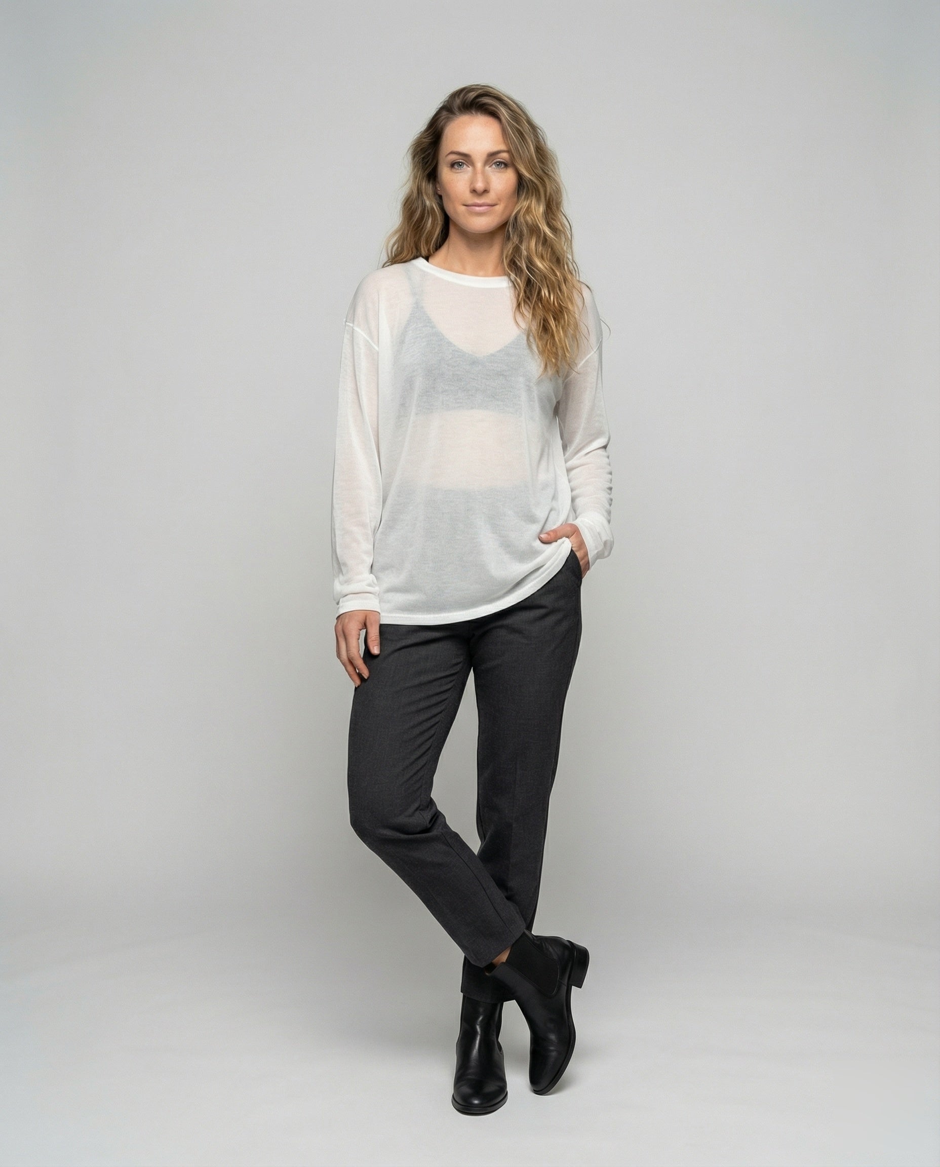 Product 15576250712394 - full_body_front