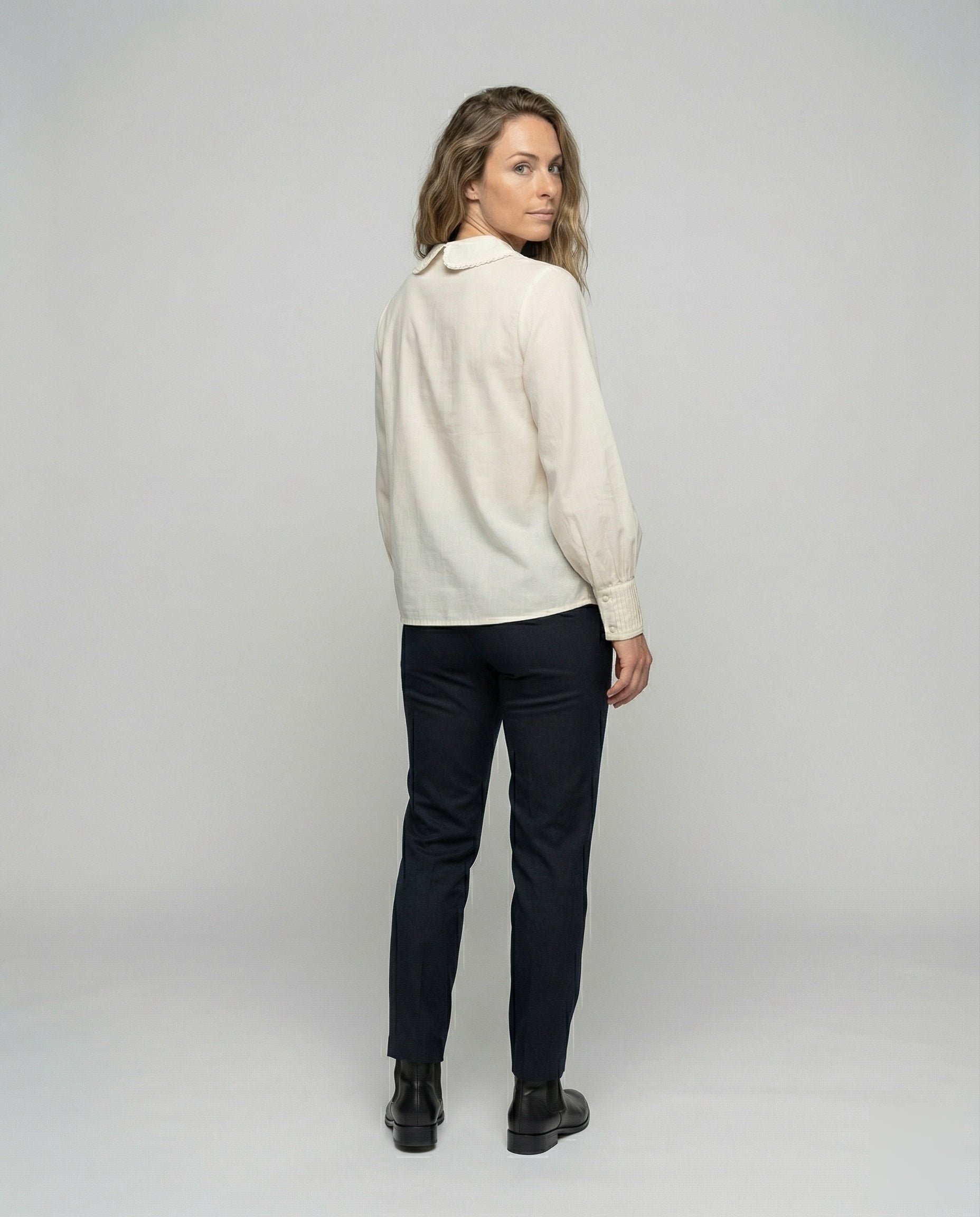 Product 15576250810698 - back_view