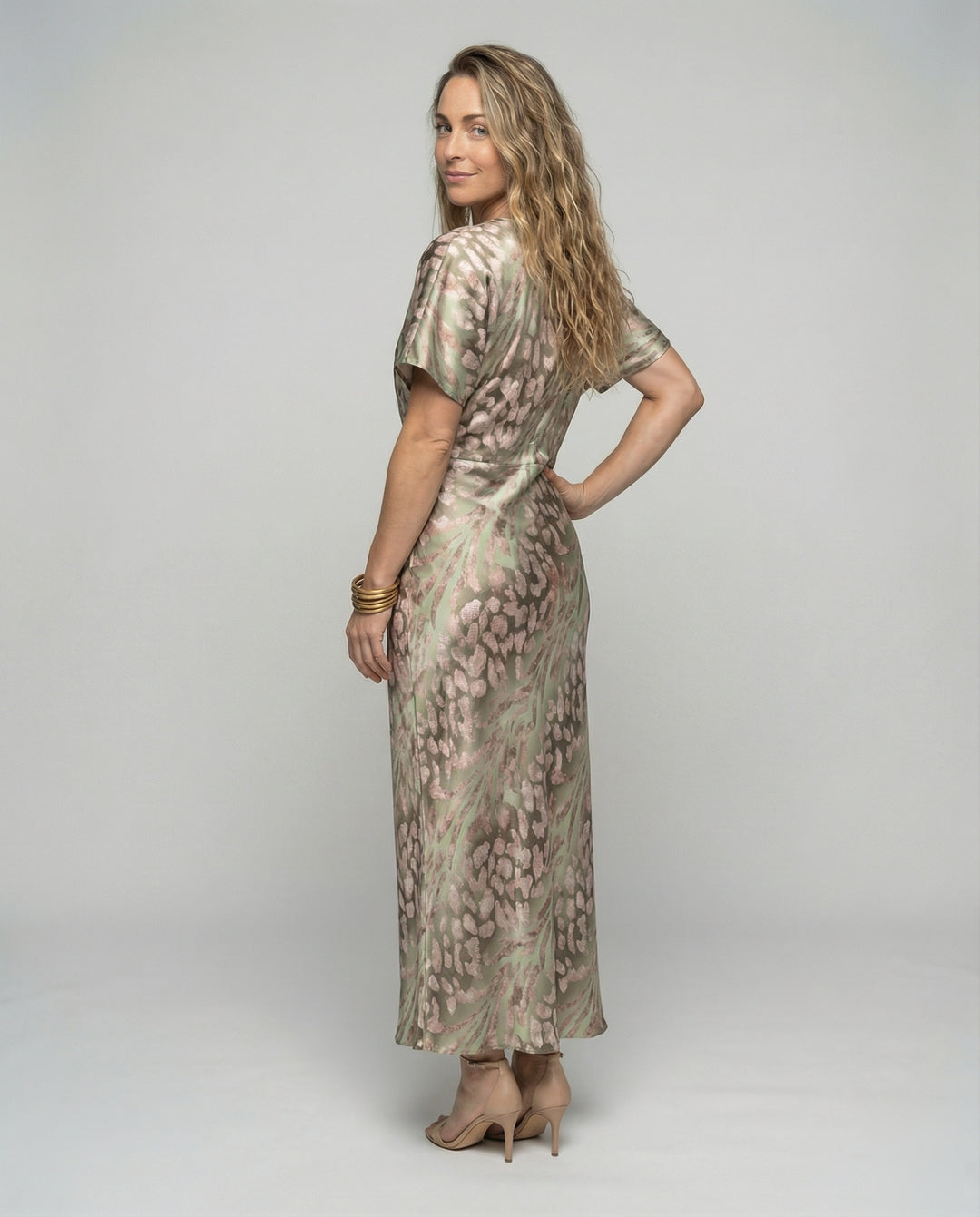 Product 15576250843466 - back_view