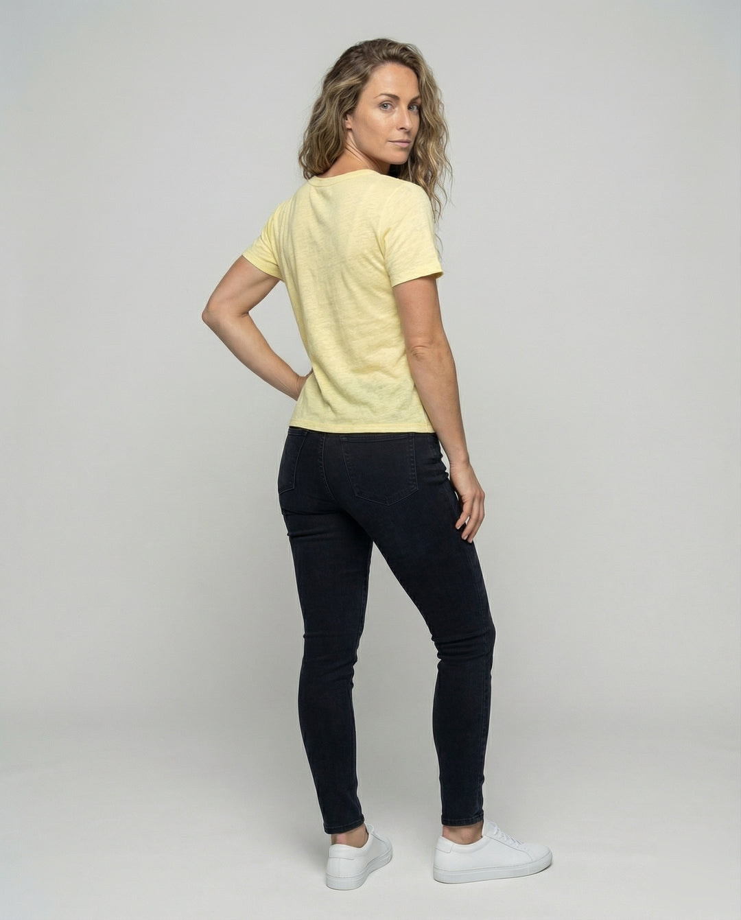 Product 15576251007306 - back_view
