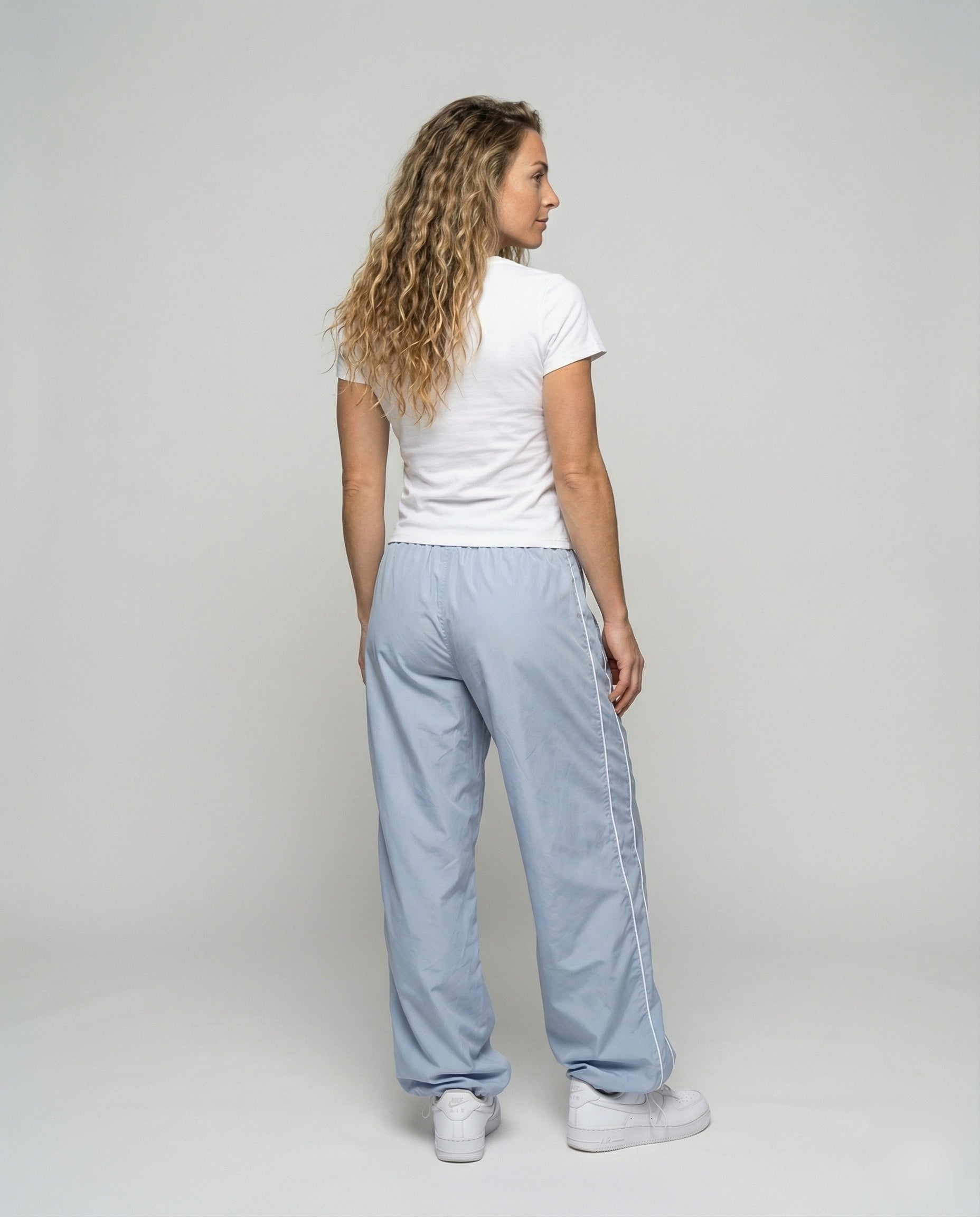Product 15576253759818 - back_view
