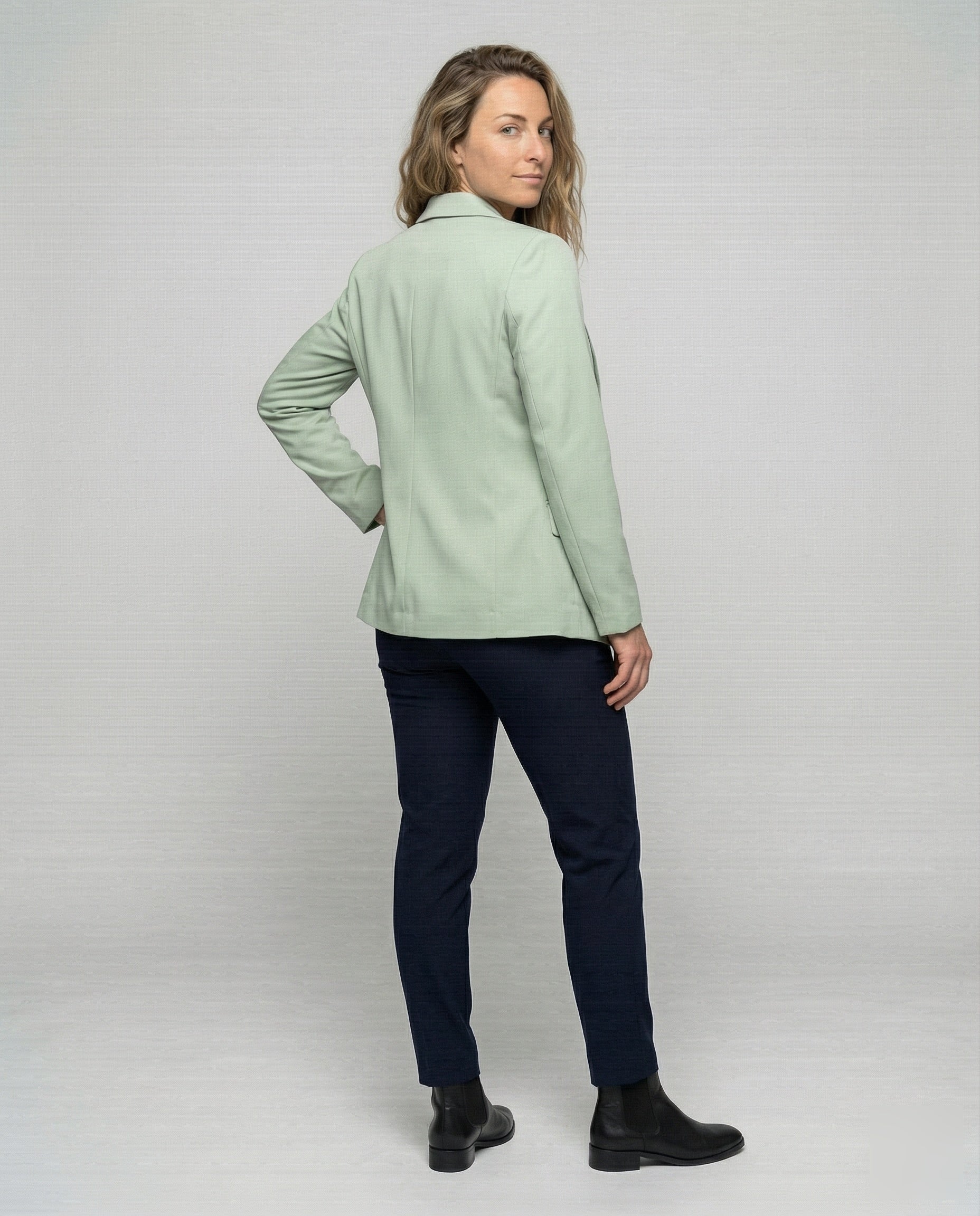 Product 15576253792586 - back_view