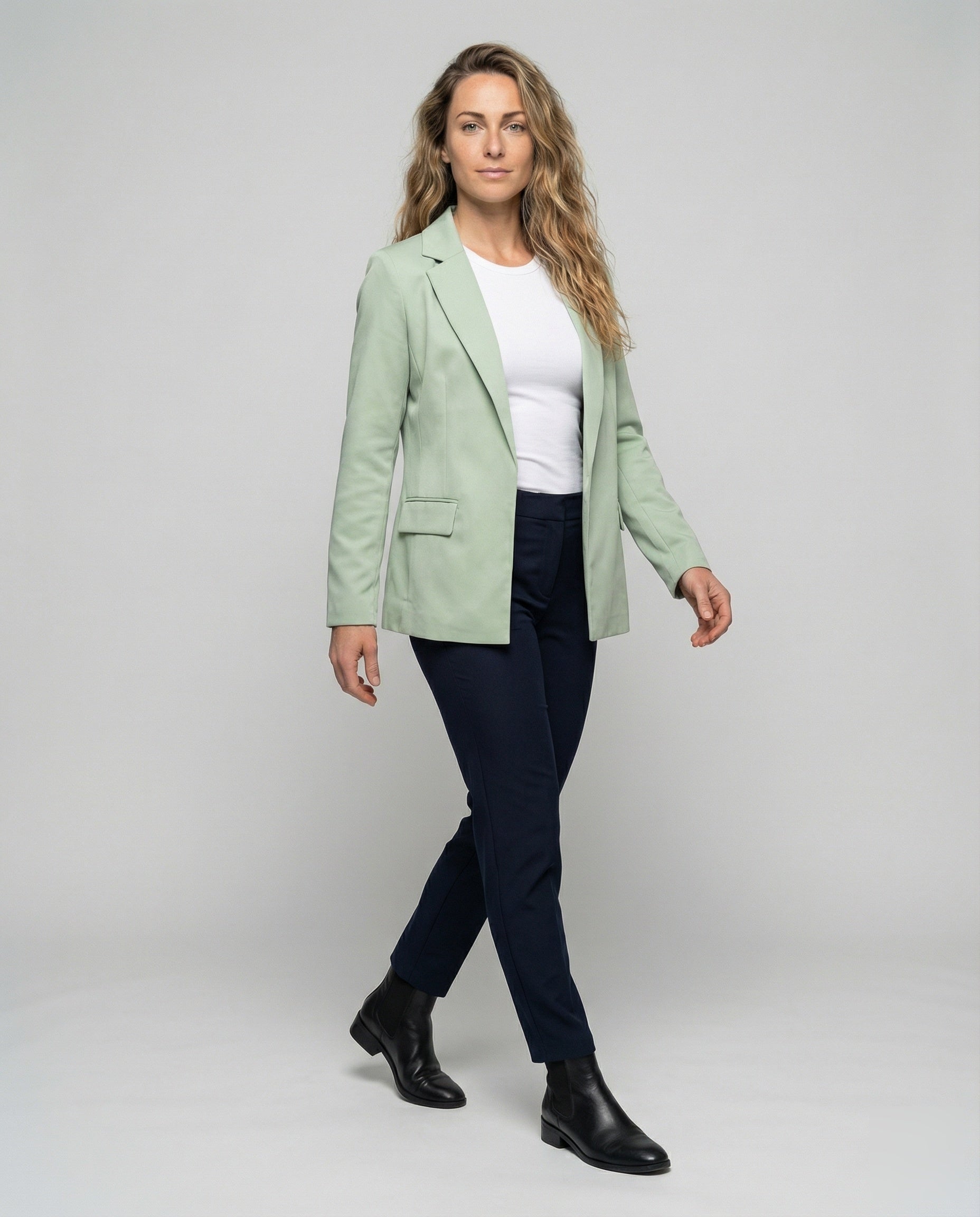 Product 15576253792586 - full_body_front
