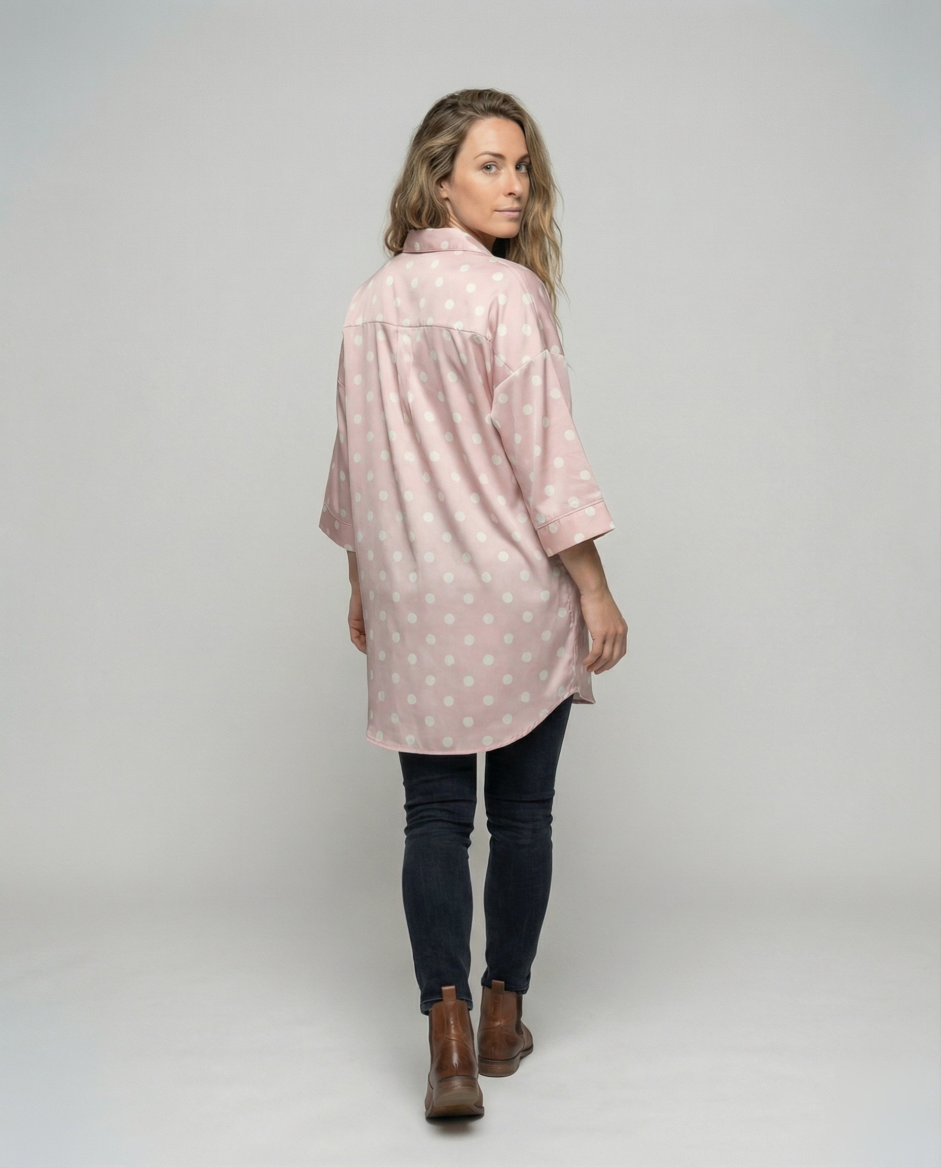 Product 15576253825354 - back_view