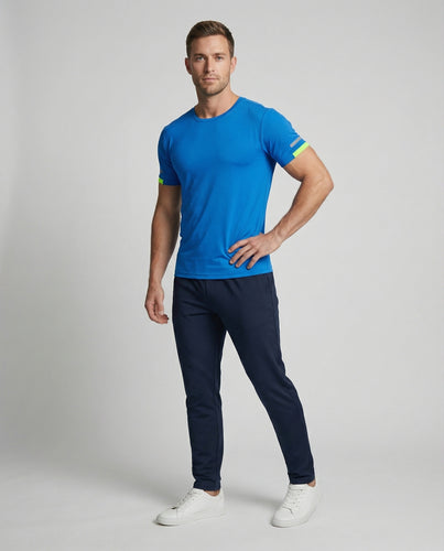 Herren nan athletisches Sportshirt aus strukturierter Mikrofaser mit Rundhalsausschnitt und figurnaher Passform R&B