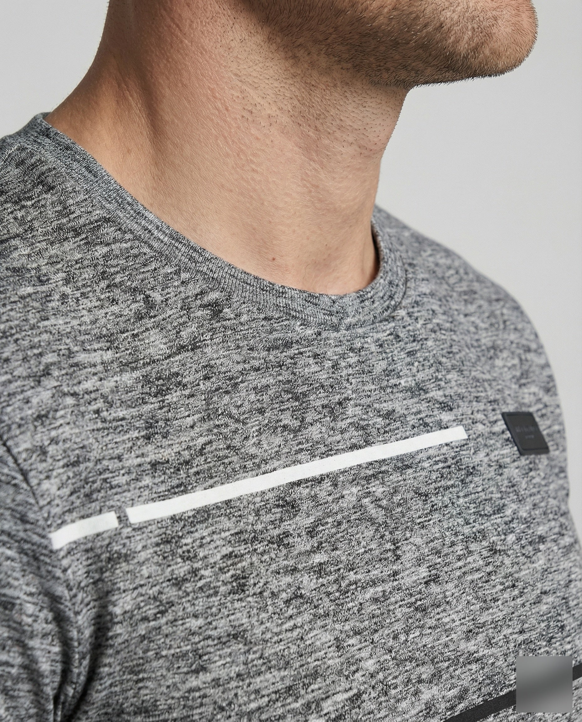 Product 15576258019658 - close_up_detail