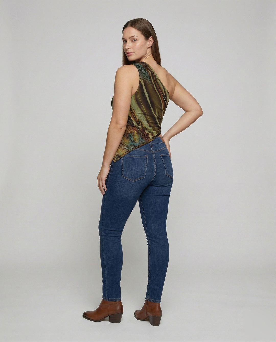 Product 15579252785482 - back_view