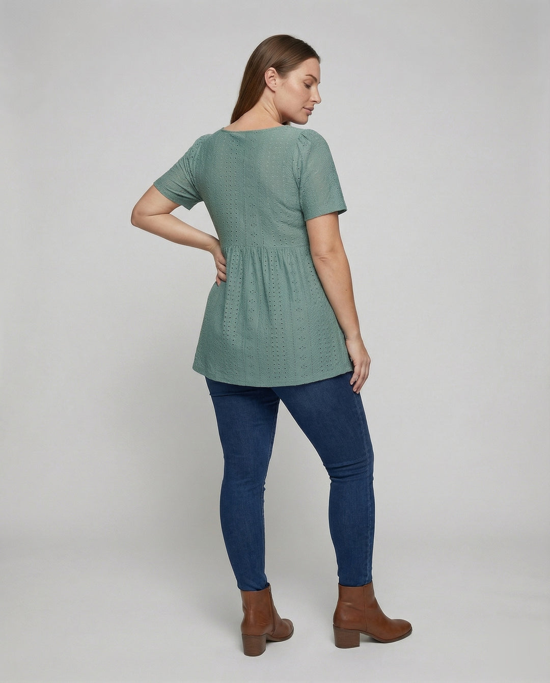 Product 15579253637450 - back_view