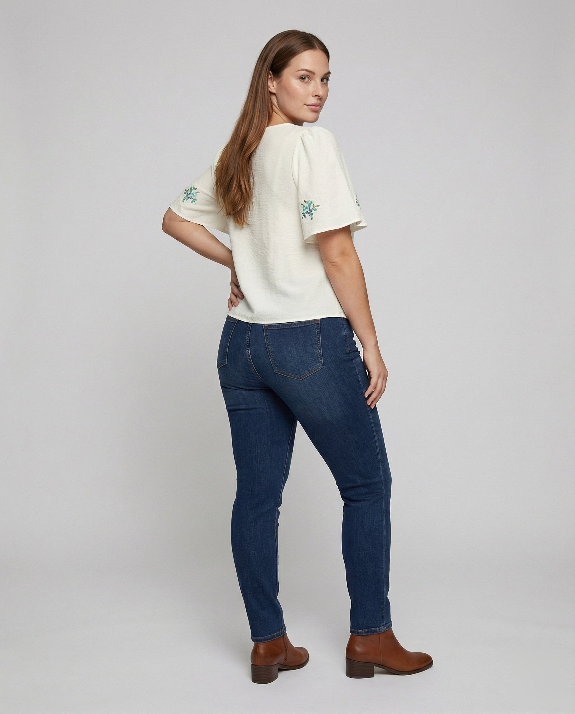 Product 15579255374154 - back_view