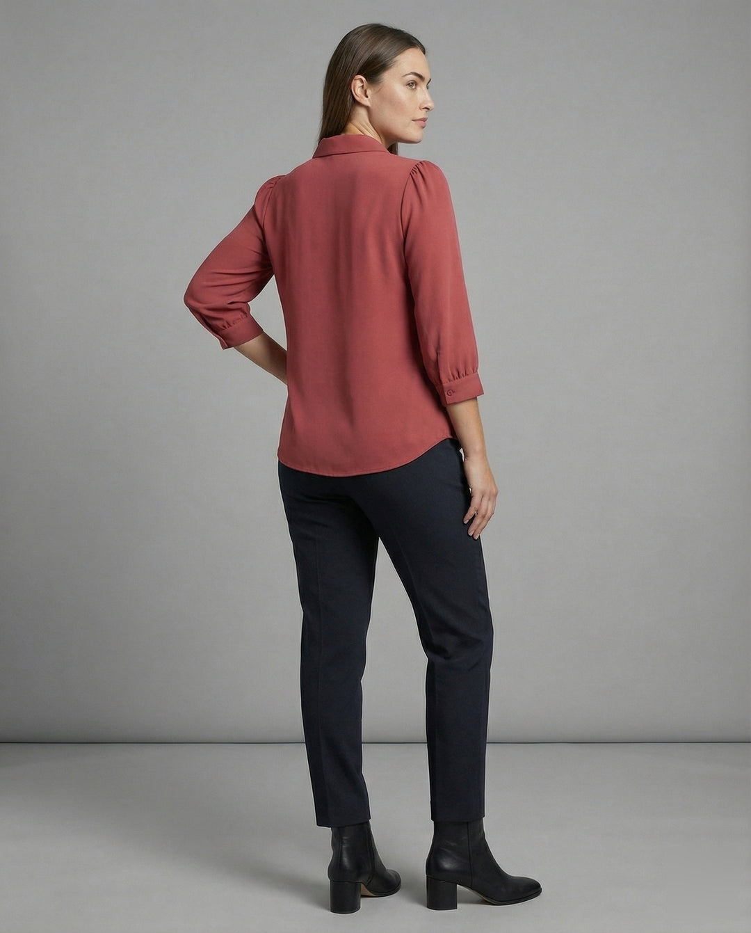 Product 15579257635146 - back_view