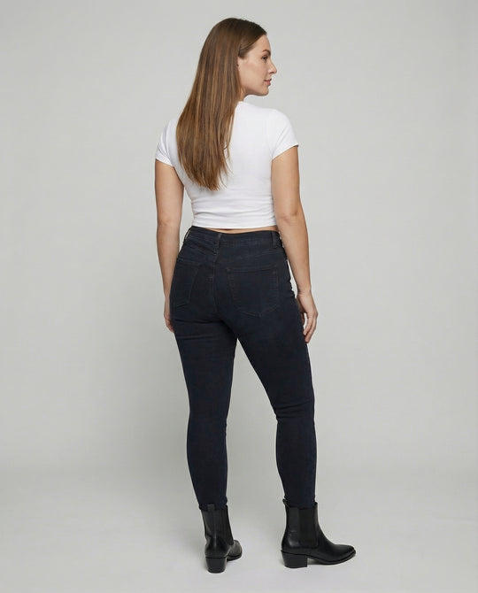Product 15579259896138 - back_view