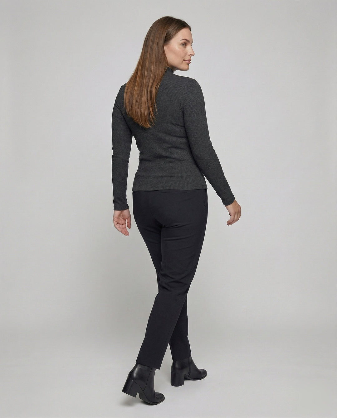 Product 15579262222666 - back_view