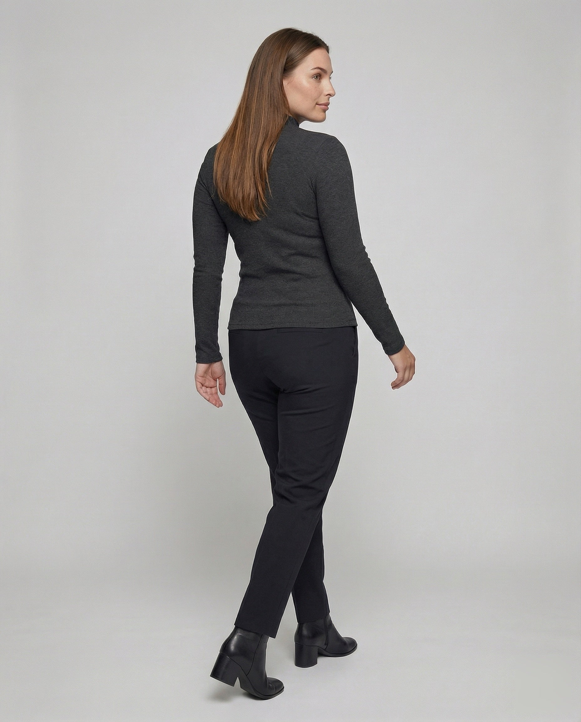 Product 15579262222666 - back_view