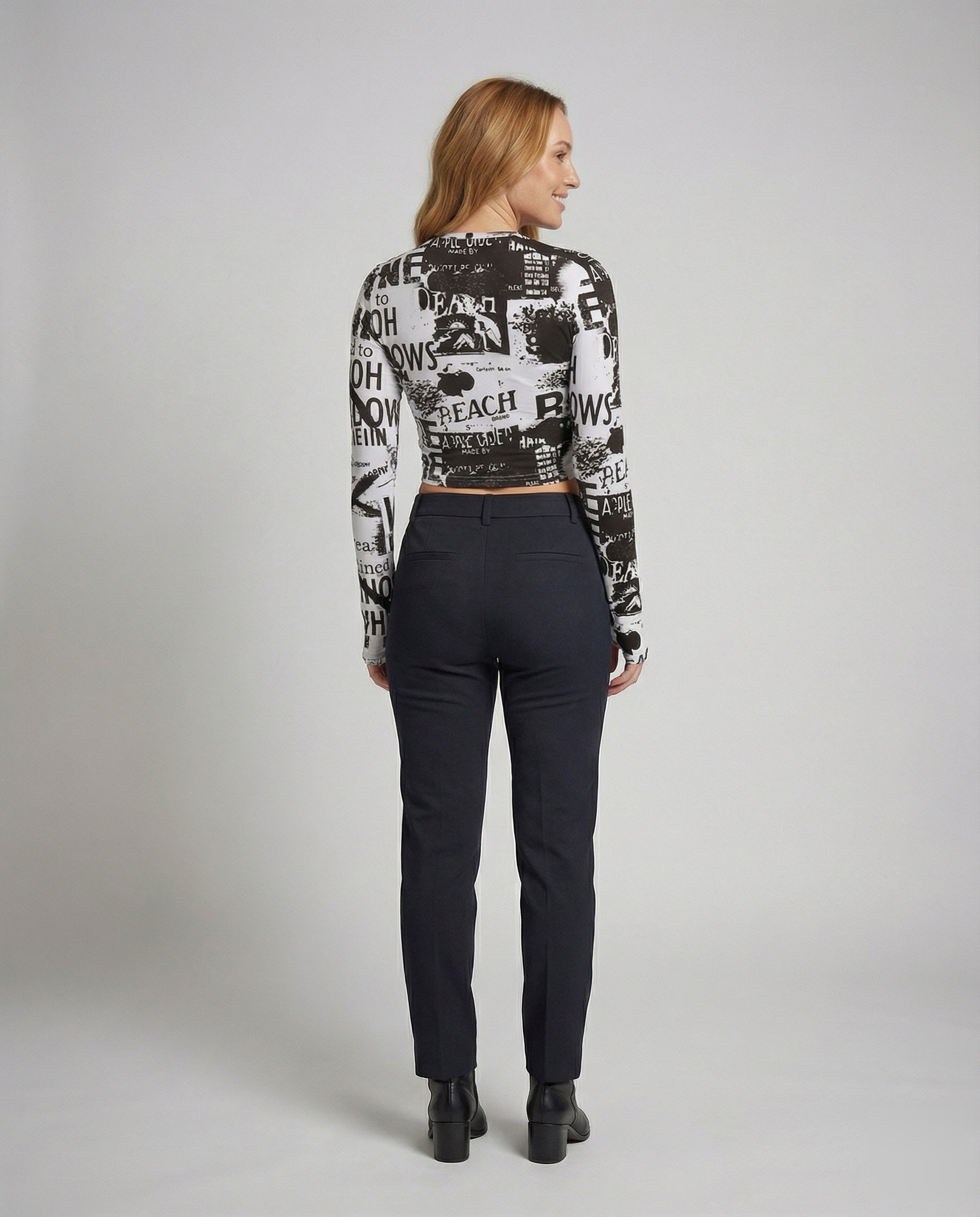 Product 15579263205706 - back_view