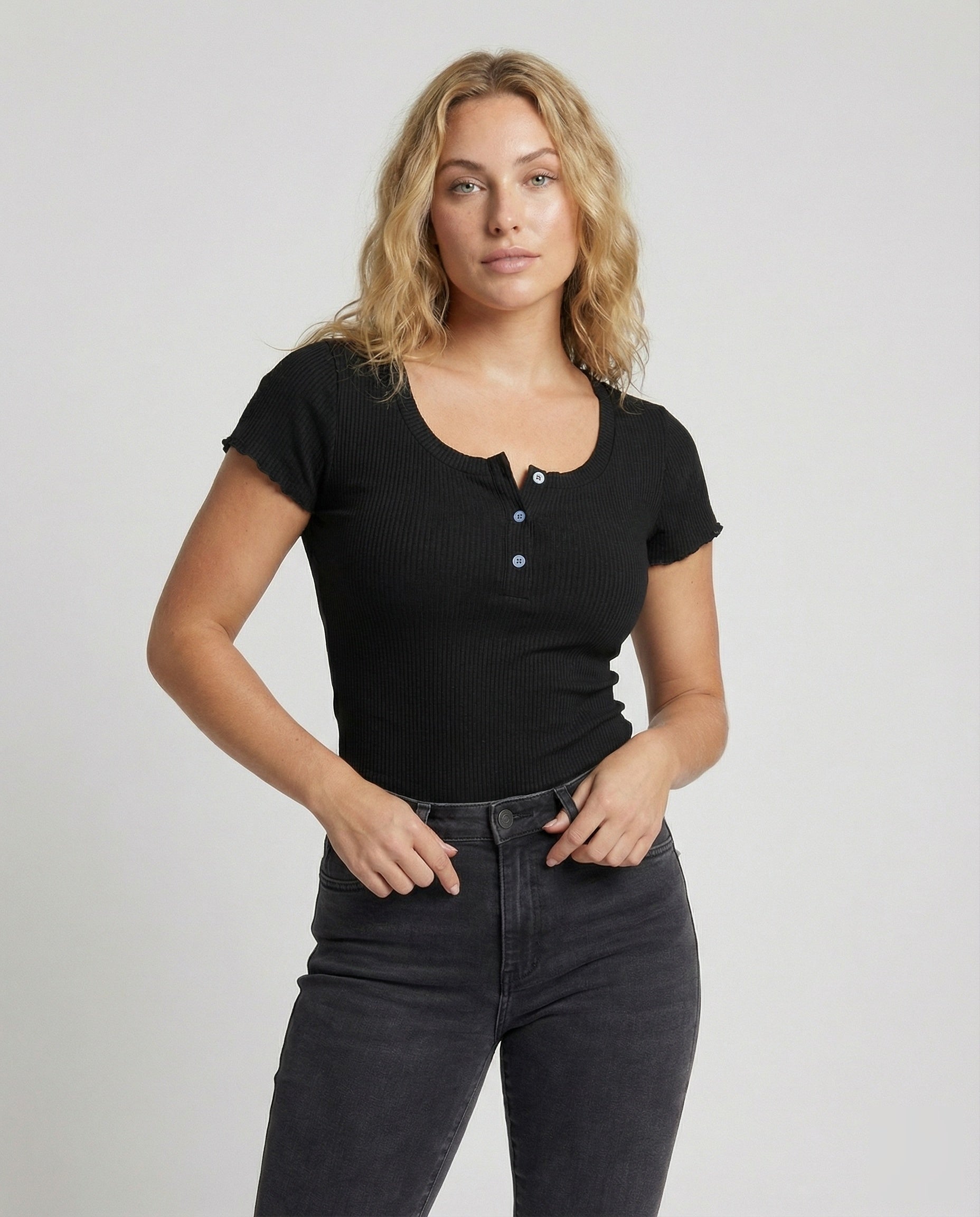 Product 15579276050762 - upper_body