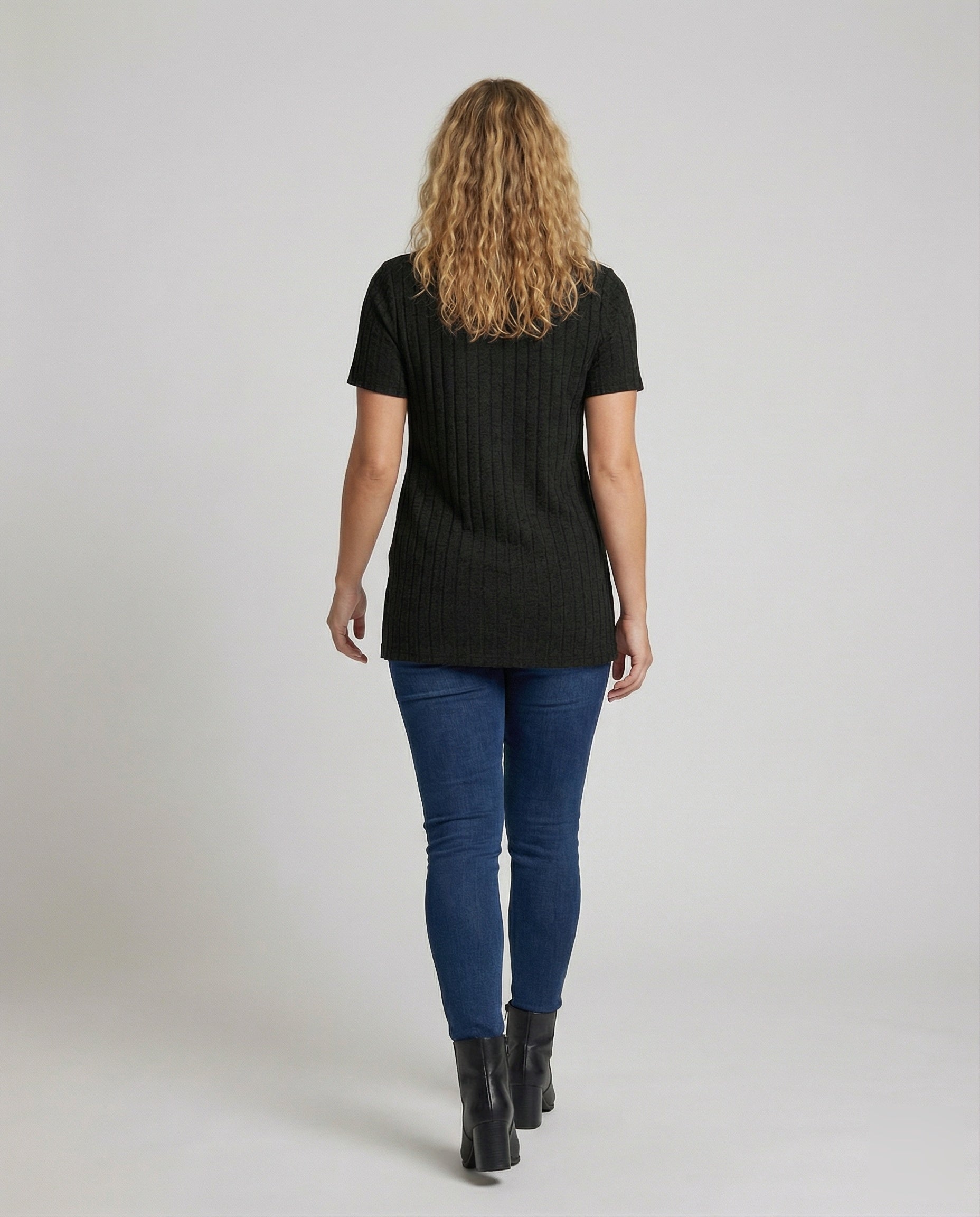 Product 15579277001034 - back_view