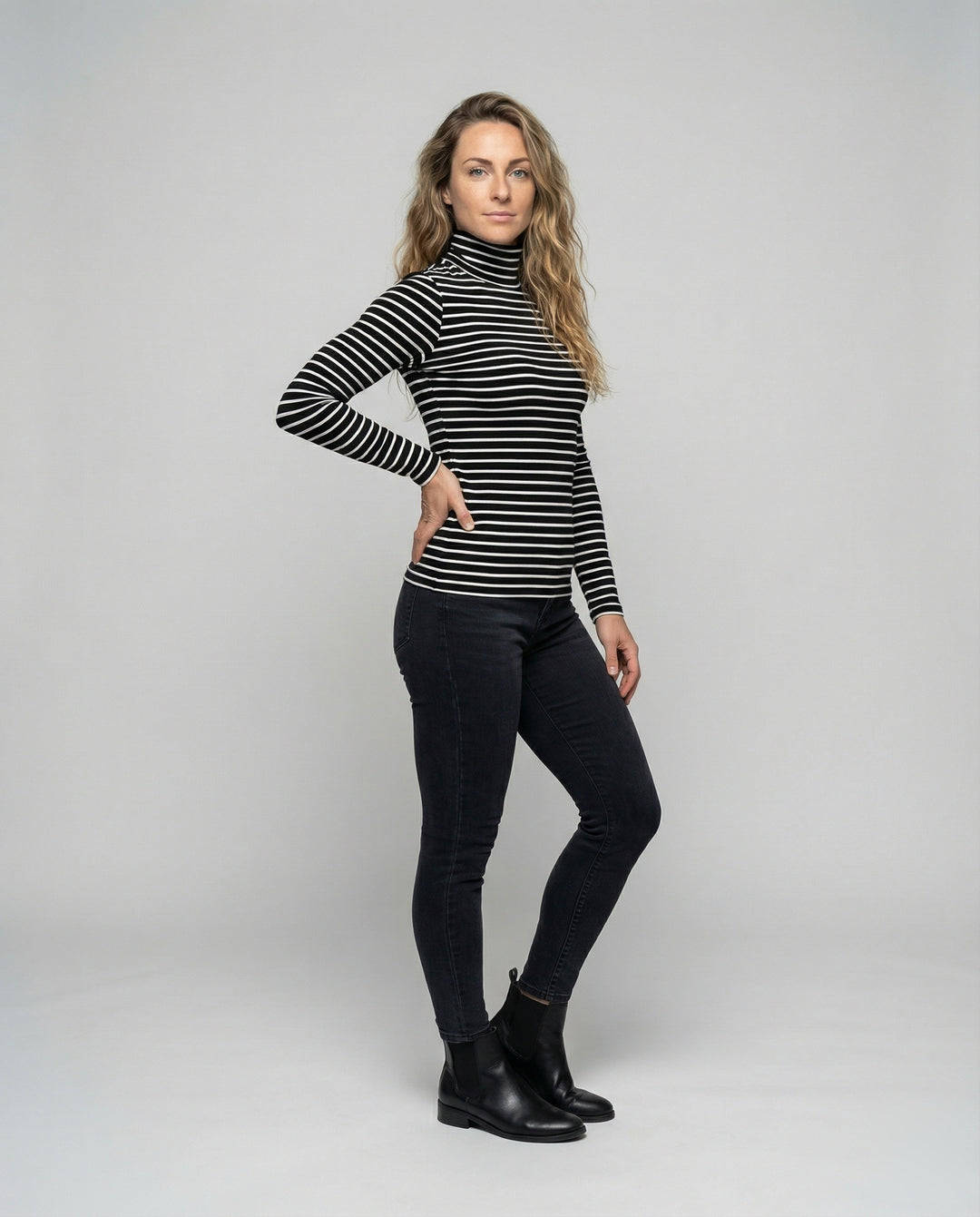 Product 15579277820234 - full_body_front