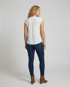 Product 15579281129802 - back_view