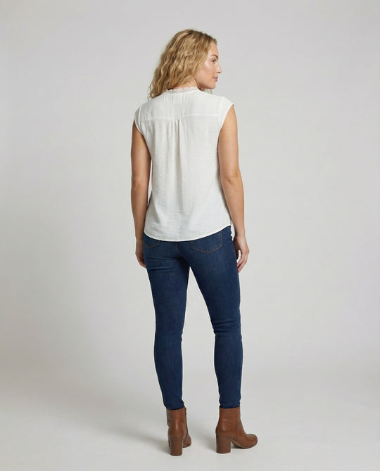 Product 15579281129802 - back_view