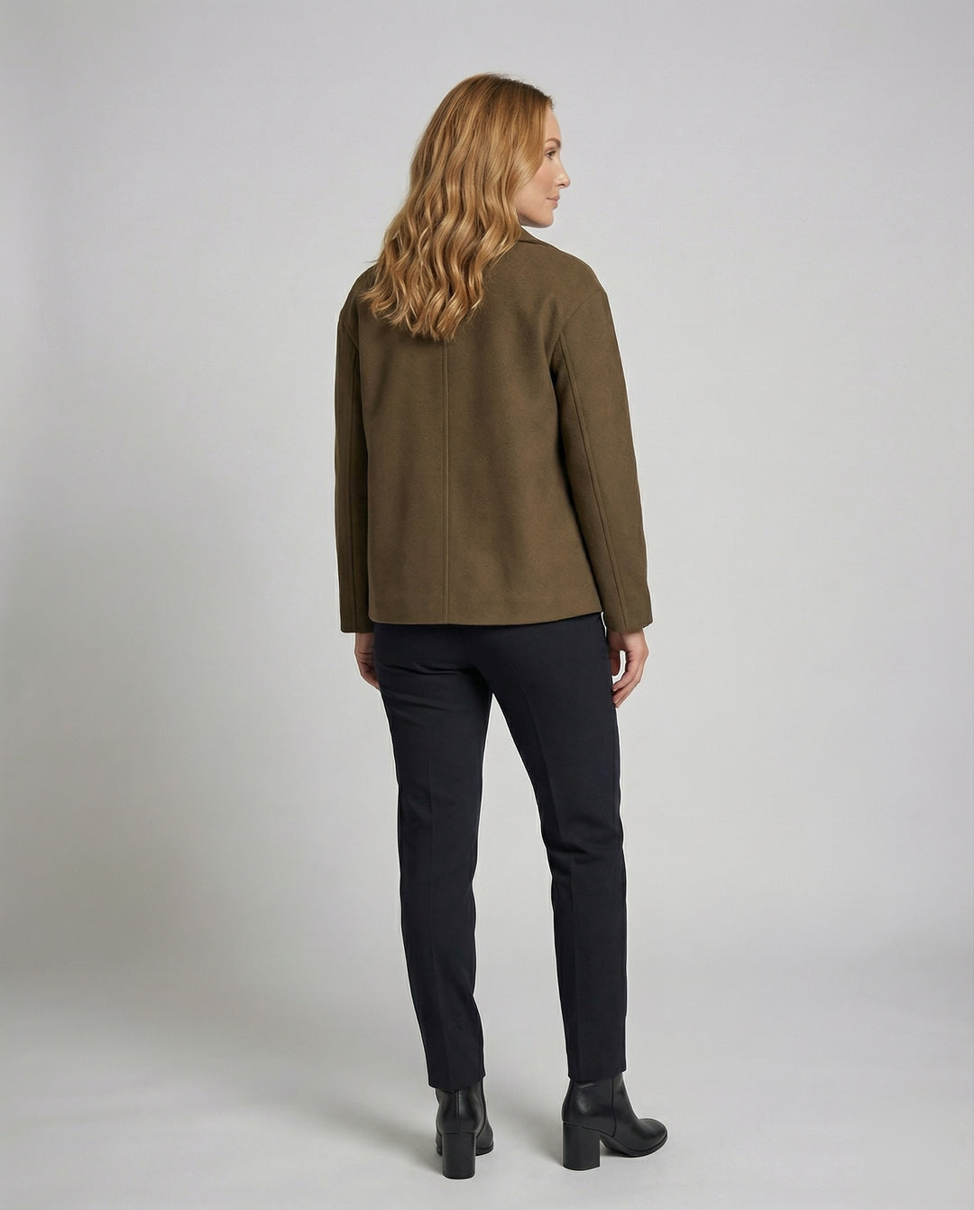 Product 15579282506058 - back_view