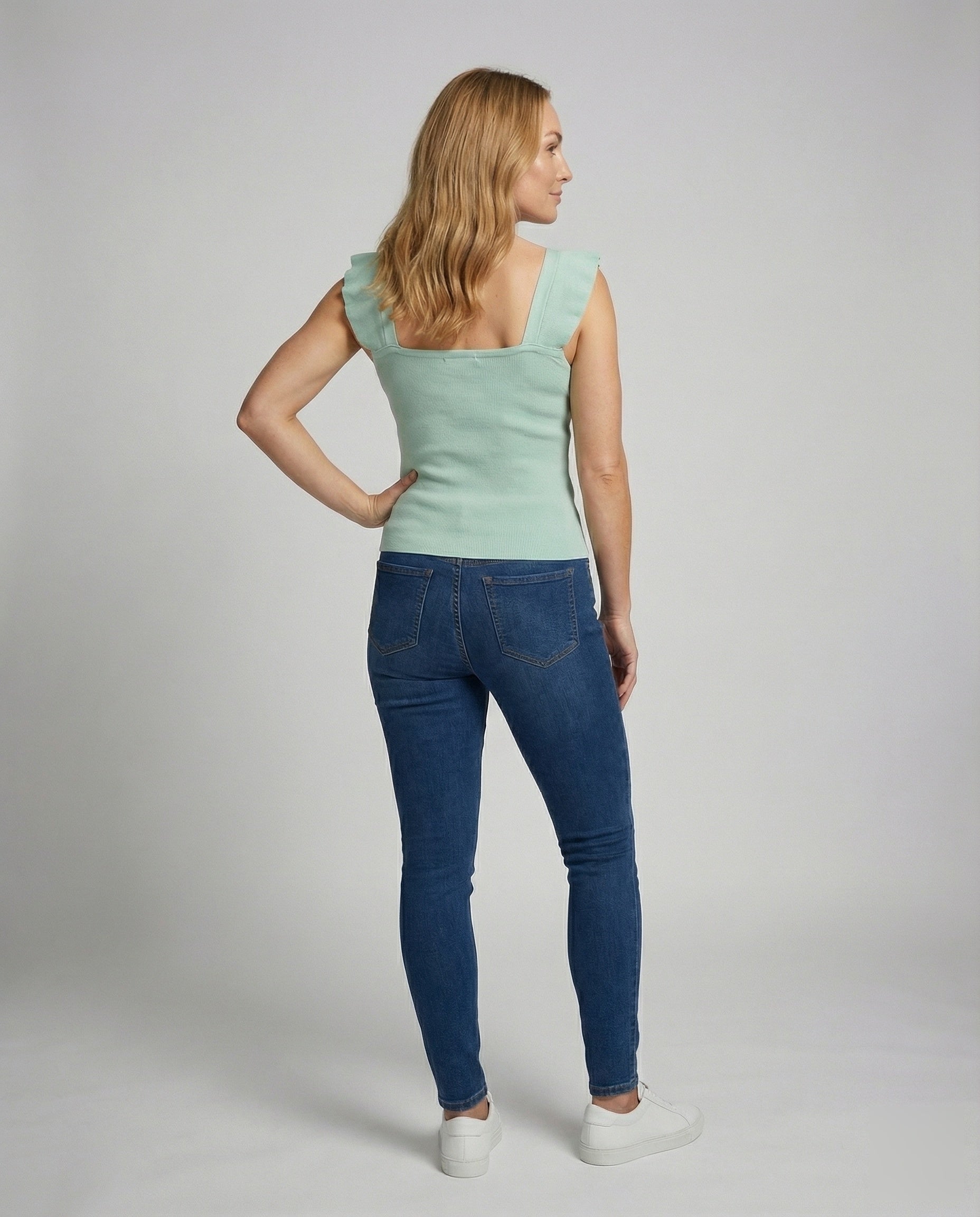 Product 15579283489098 - back_view