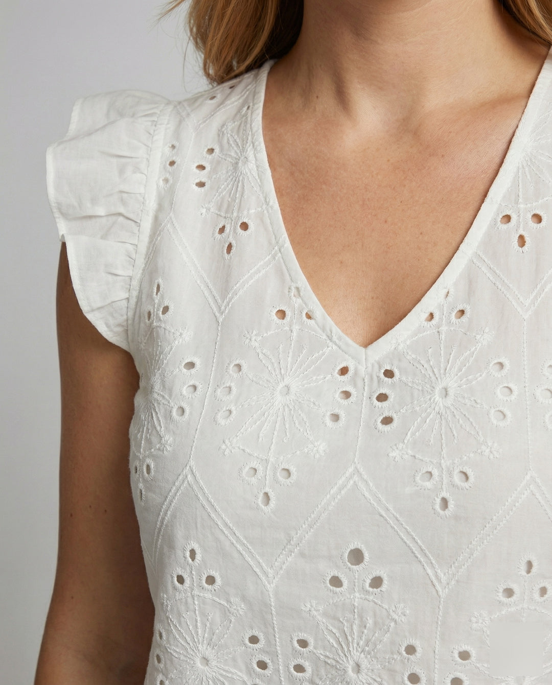Product 15579283915082 - close_up_detail