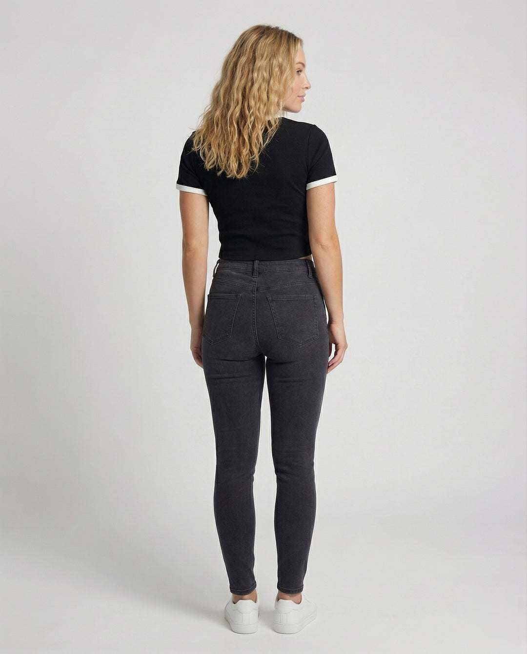 Product 15579285225802 - back_view