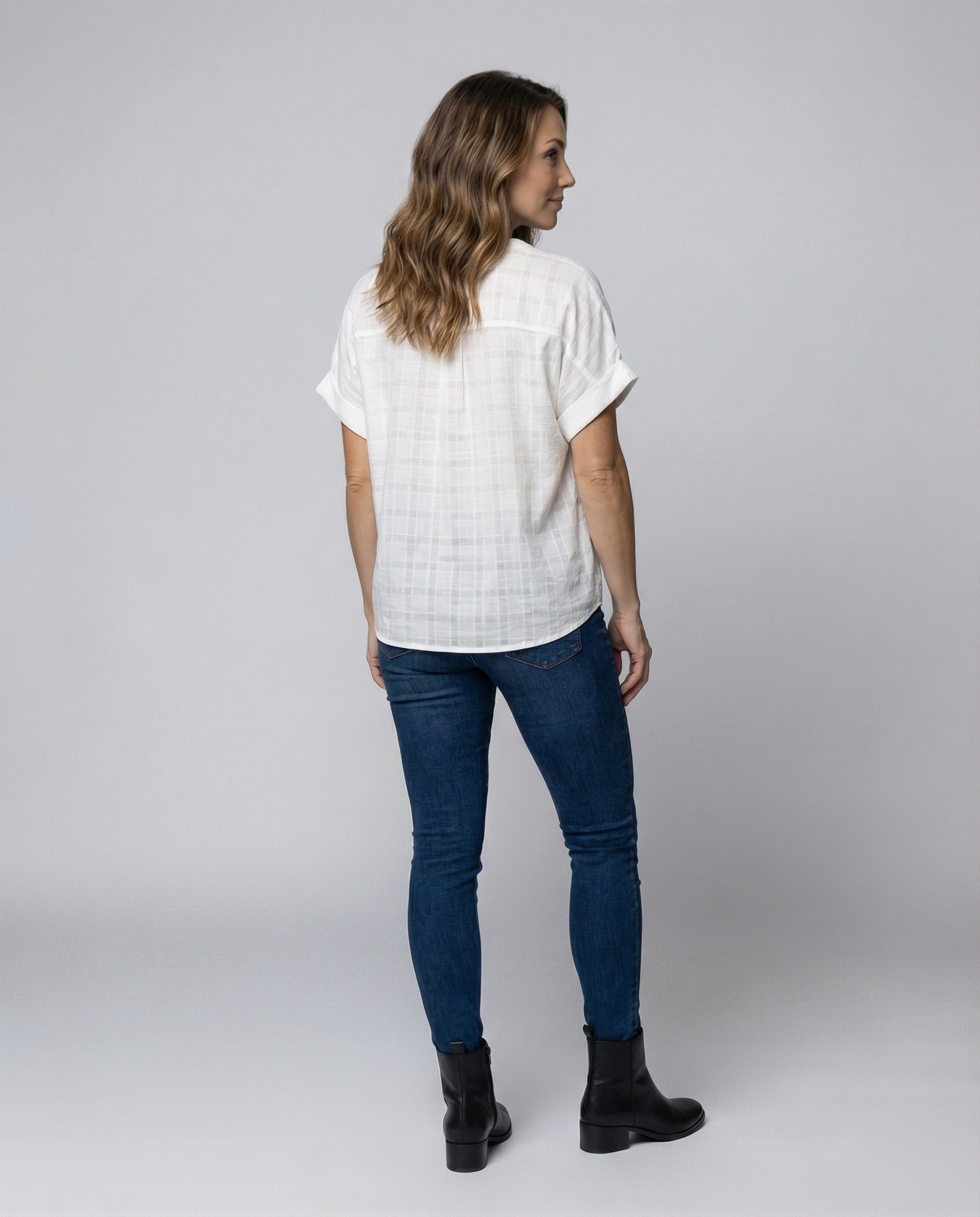 Product 15579287028042 - back_view