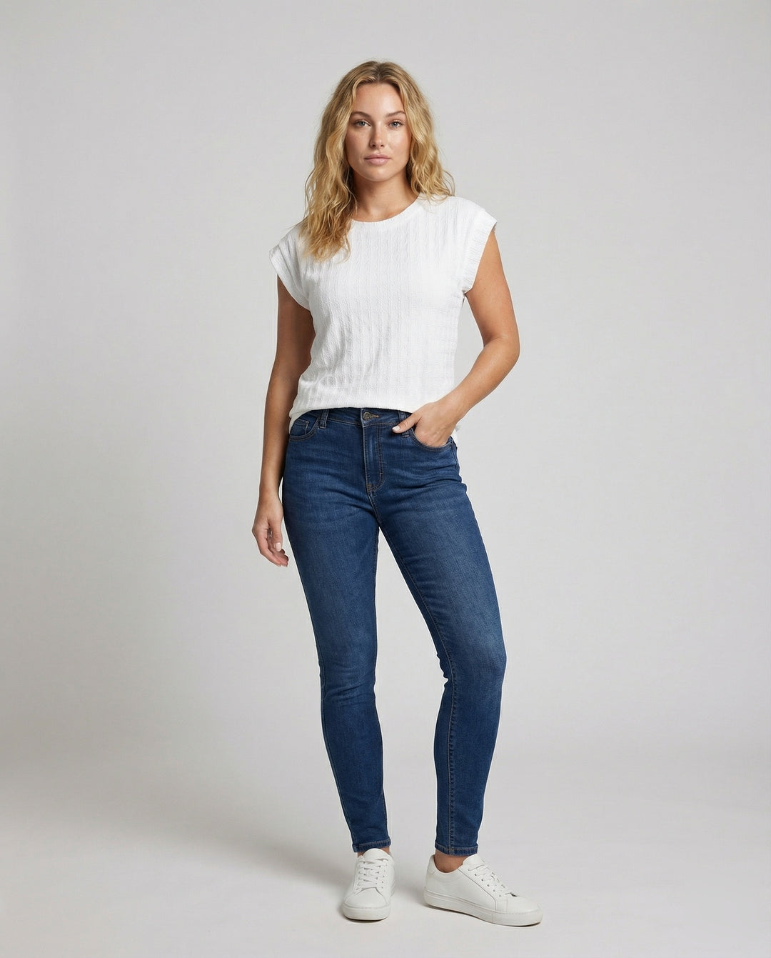 Product 15579287650634 - full_body_front