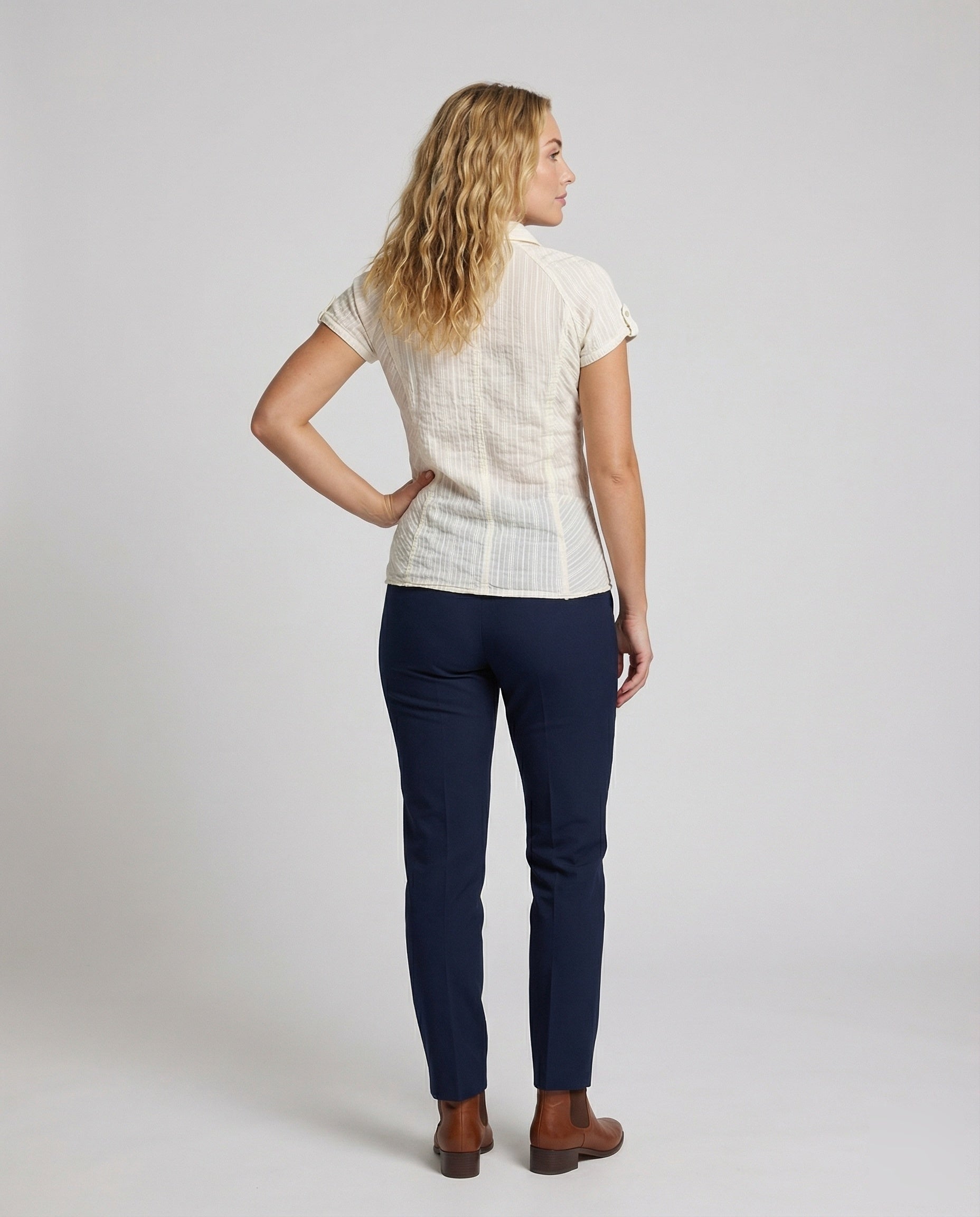 Product 15579289256266 - back_view