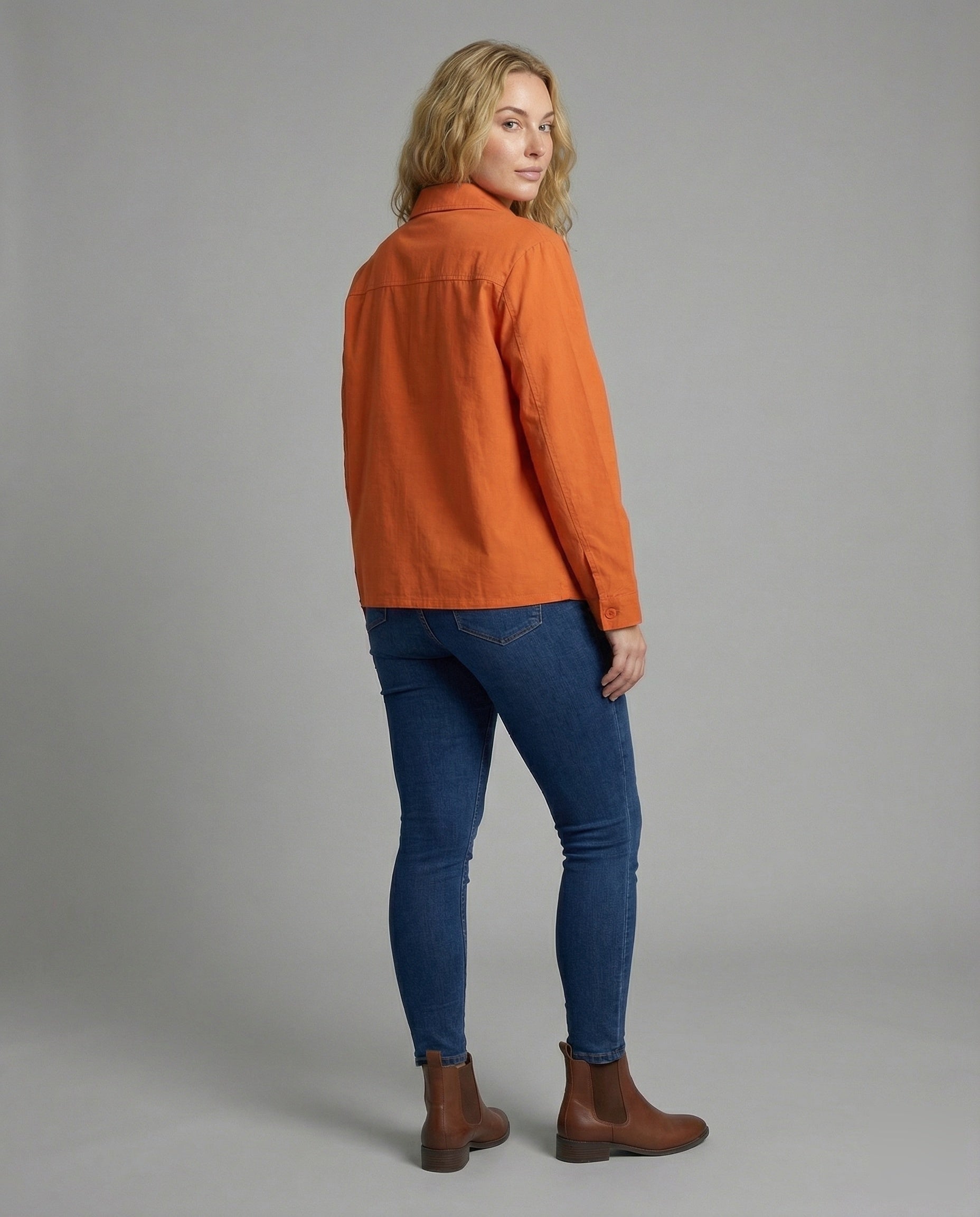 Product 15579290108234 - back_view