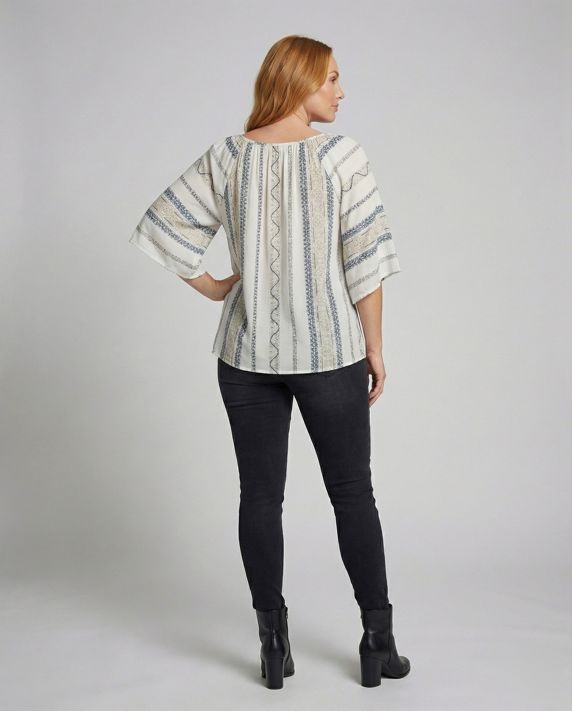 Product 15579290763594 - back_view