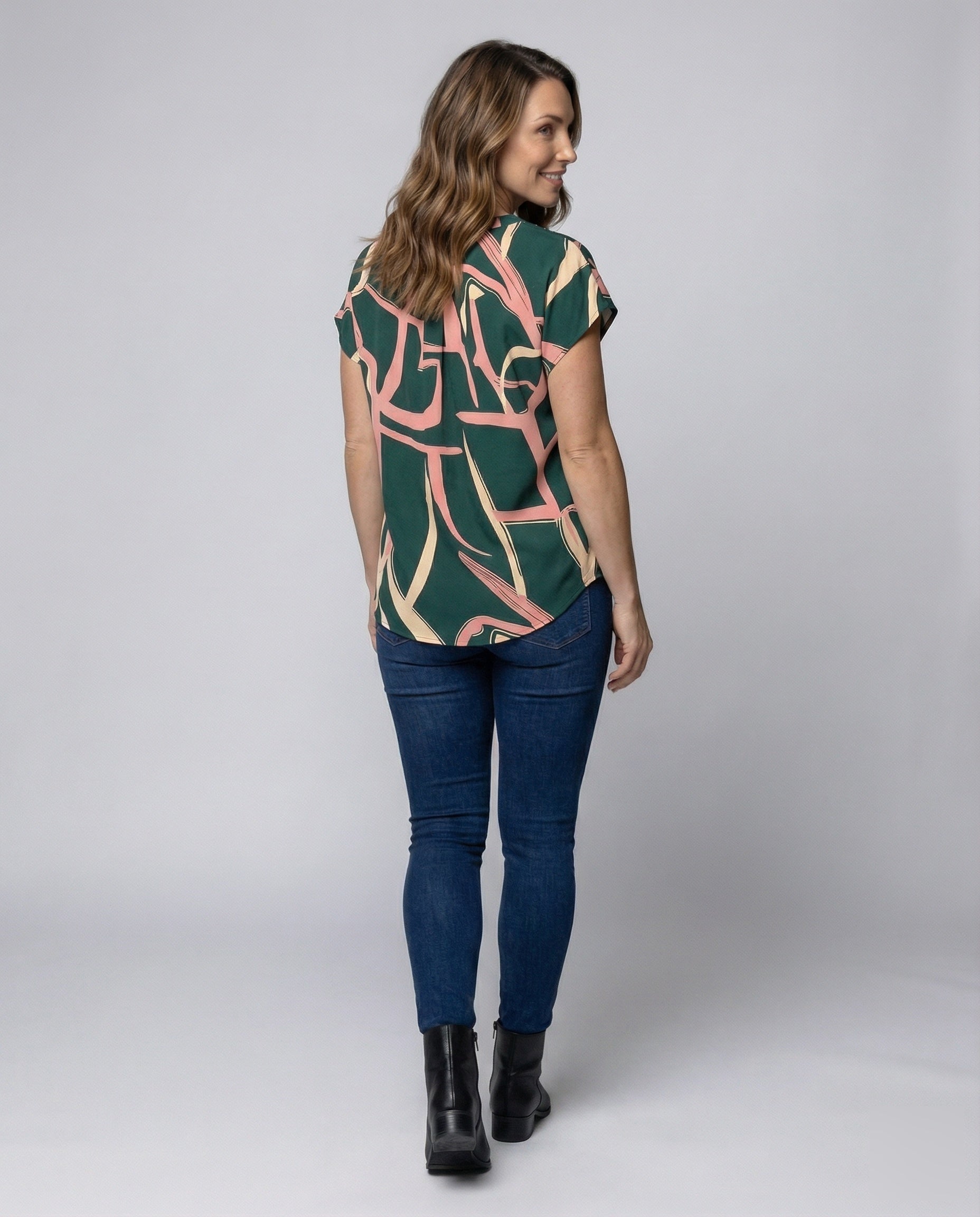 Product 15579293876554 - back_view