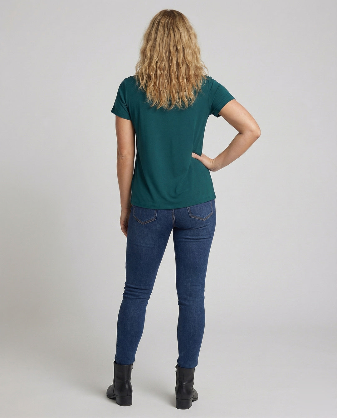 Product 15579297349962 - back_view