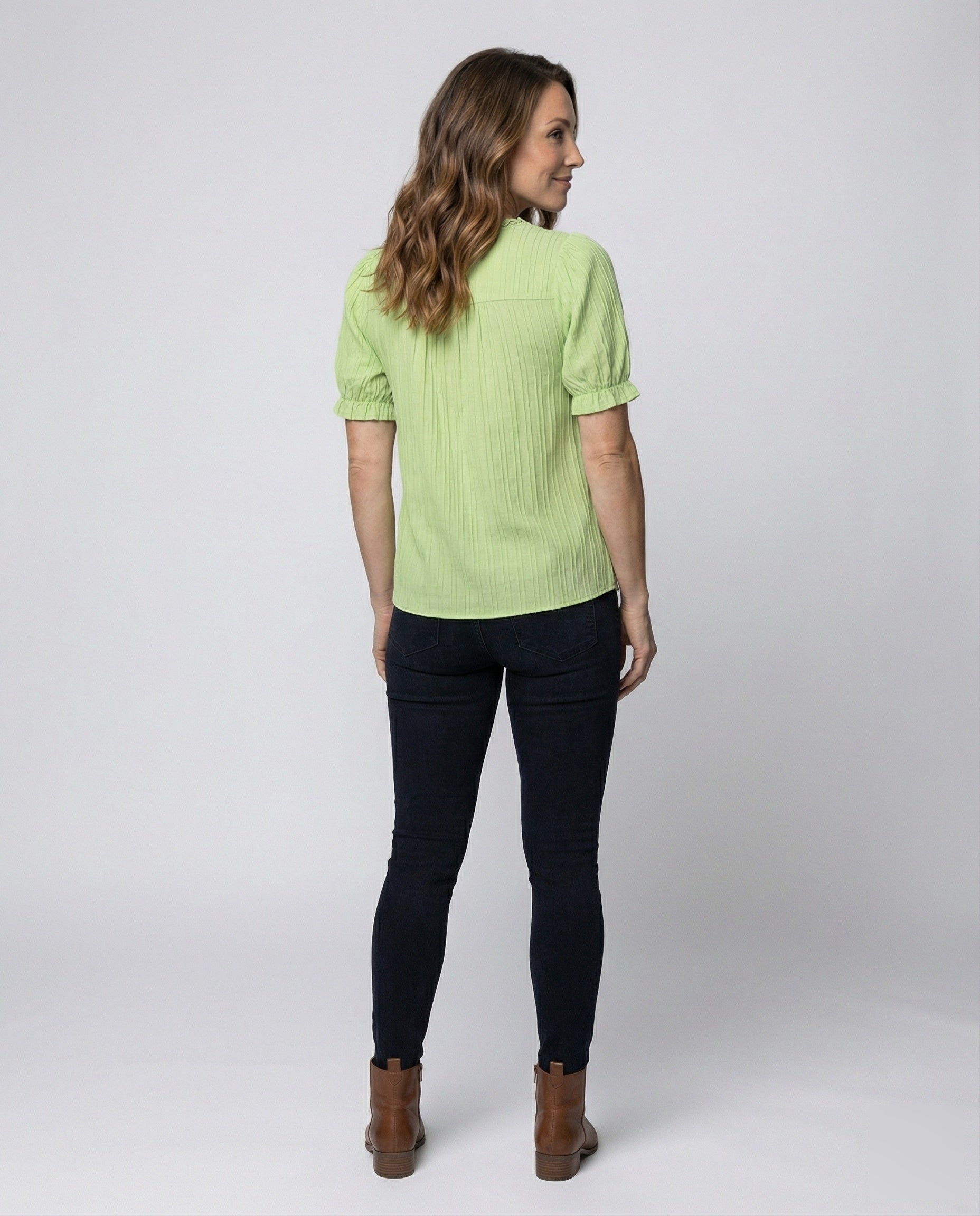 Product 15579304624458 - back_view