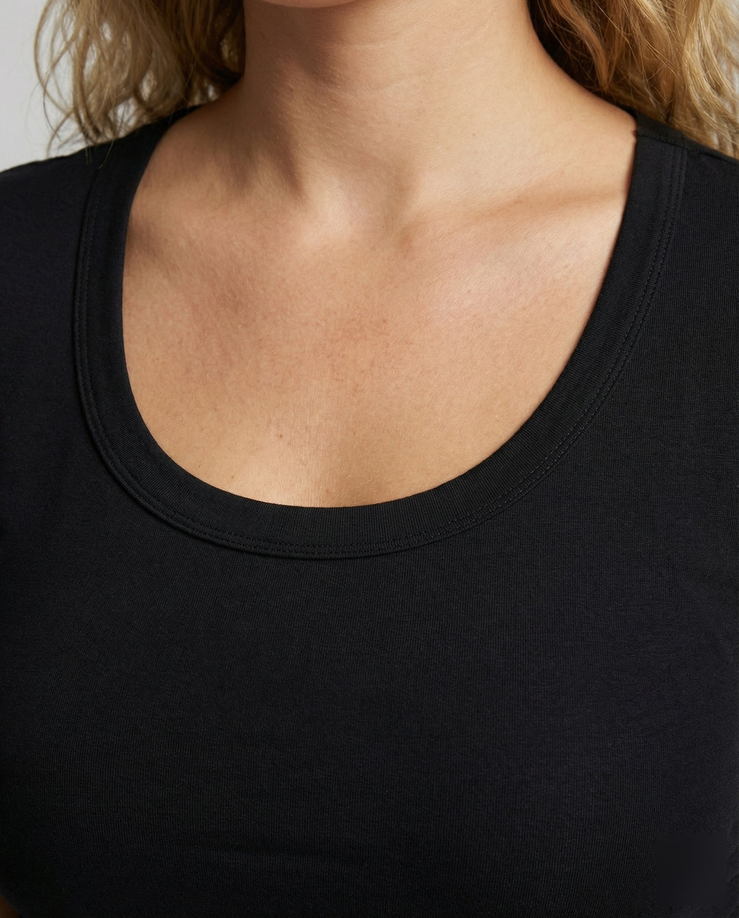 Product 15579316846922 - close_up_detail