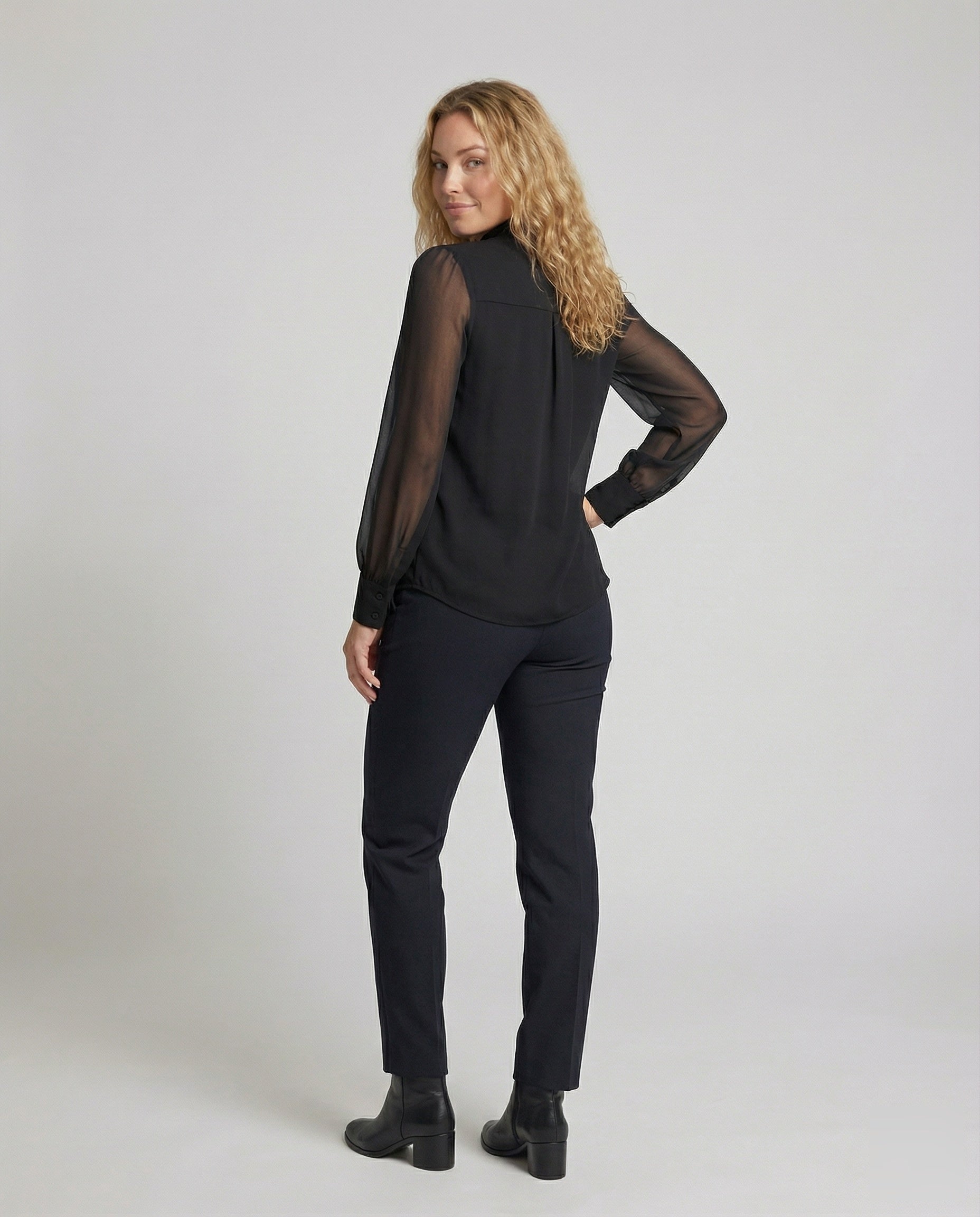 Product 15579319271754 - back_view