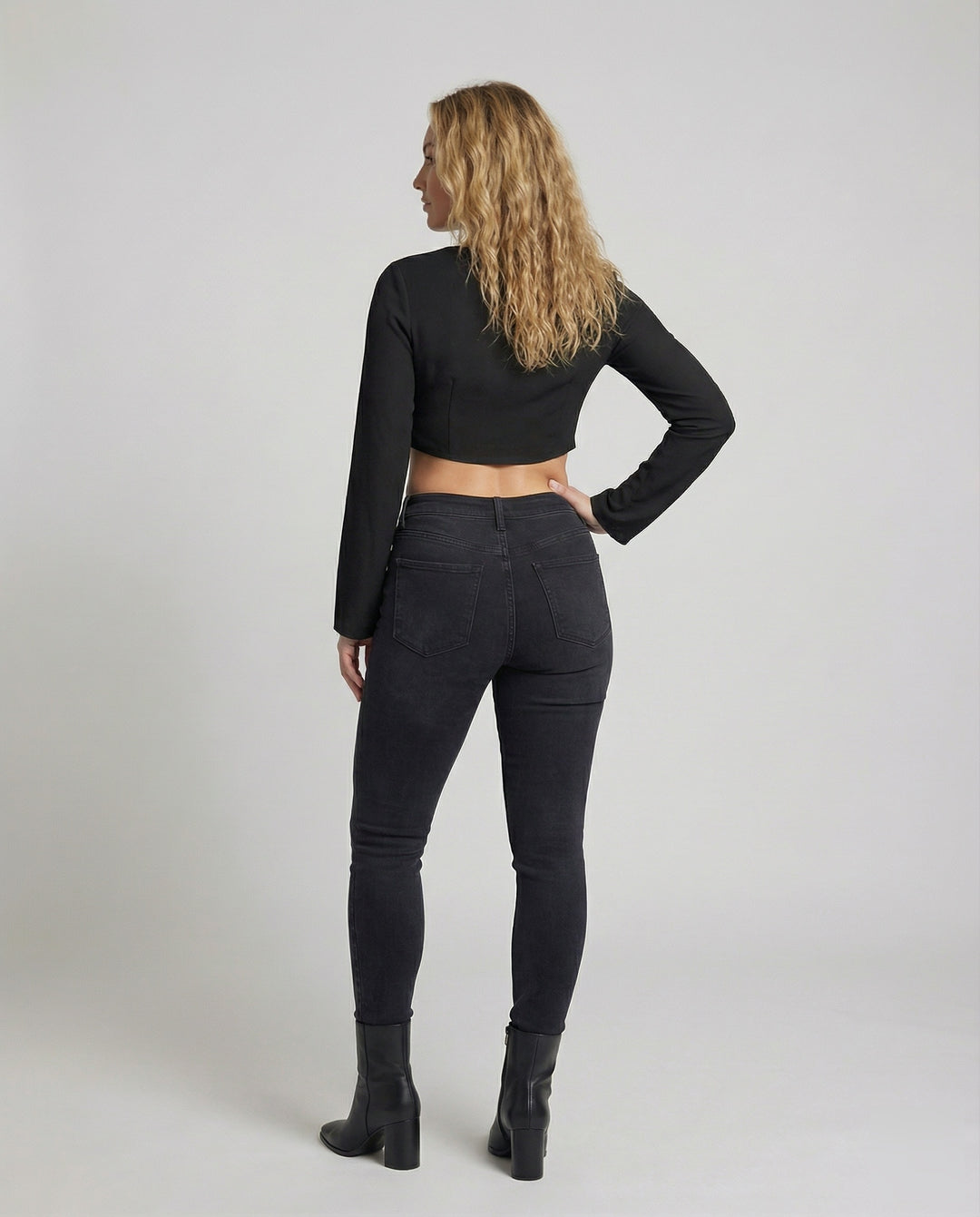 Product 15579319402826 - back_view